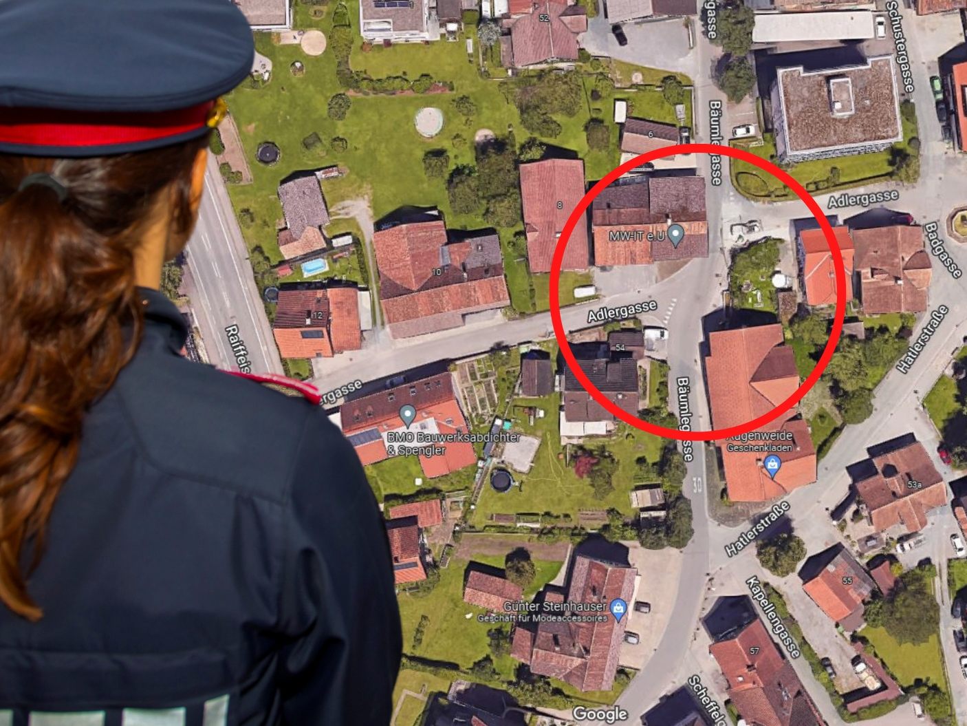 Der Radfahrer wurde augenscheinlich im Gesicht verletzt. Der Radfahrer wurde augenscheinlich im Gesicht verletzt.