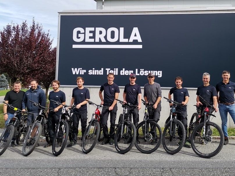 Die Firma Gerola in Langenegg hat in acht Jobräder für ihre Mitarbeiter investiert.