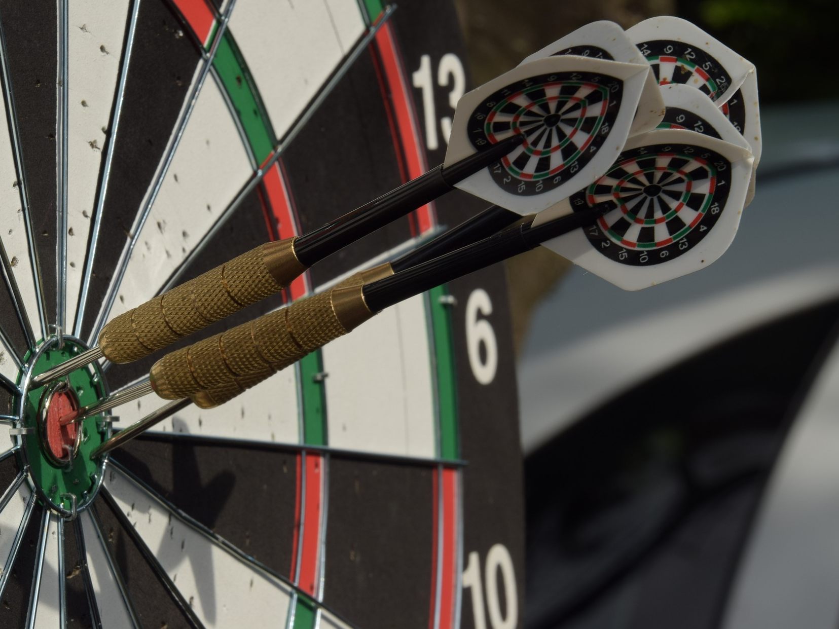 Forscher aus Wien entwickelten eine Dartscheibe, bei der selbst ungeübte Spieler jedes Mal treffen.