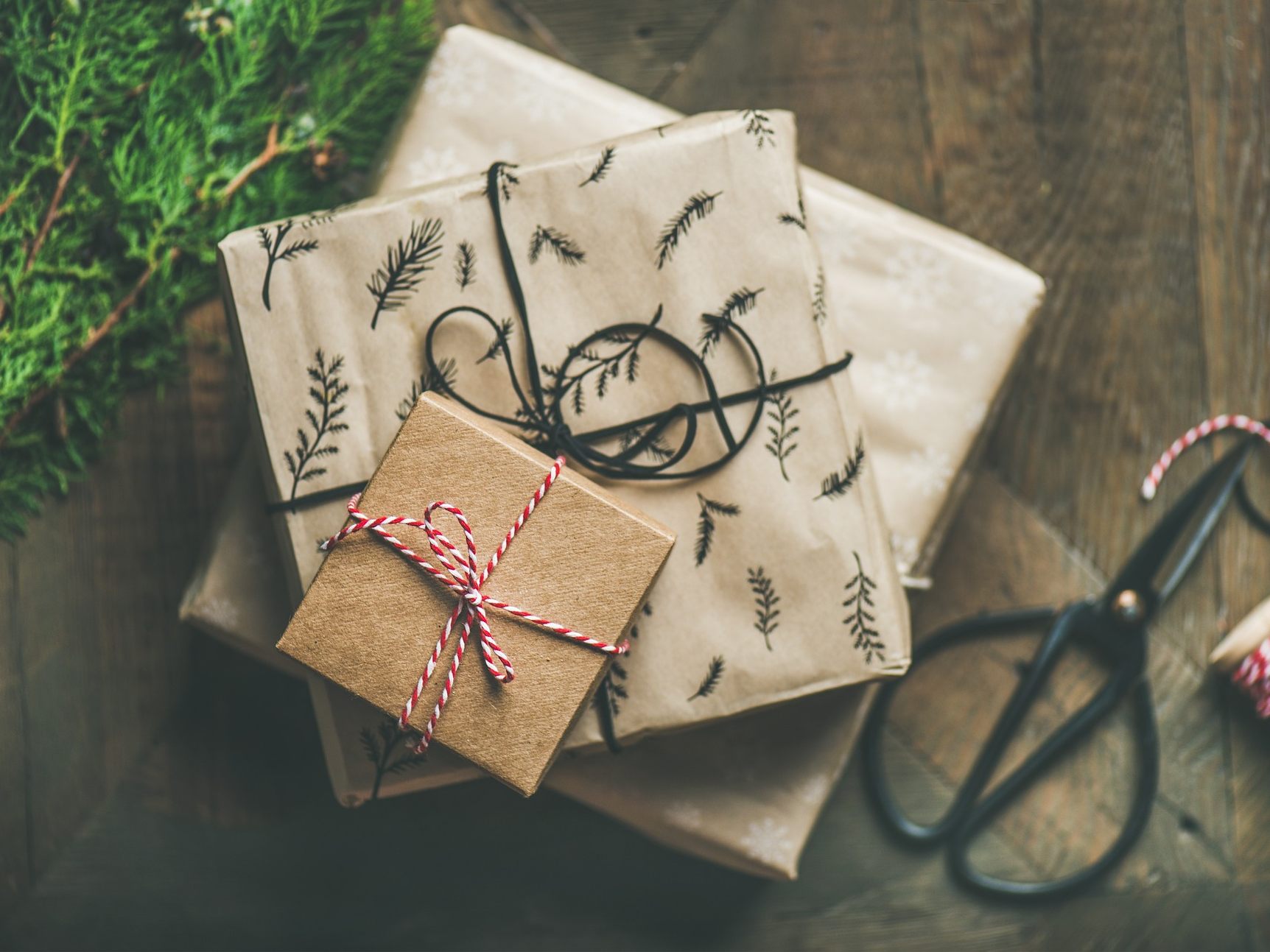 Wir geben Ihnen acht Geschenkideen für Weihnachten. Wir geben Ihnen acht Geschenkideen für Weihnachten.