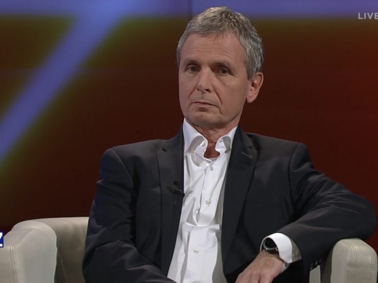 Styria-Aufsichtsratschef Santner sprach in der ORF-2-Talkrunde "Im Zentrum" über die Chat-Affäre. Styria-Aufsichtsratschef Santner sprach in der ORF-2-Talkrunde "Im Zentrum" über die Chat-Affäre.