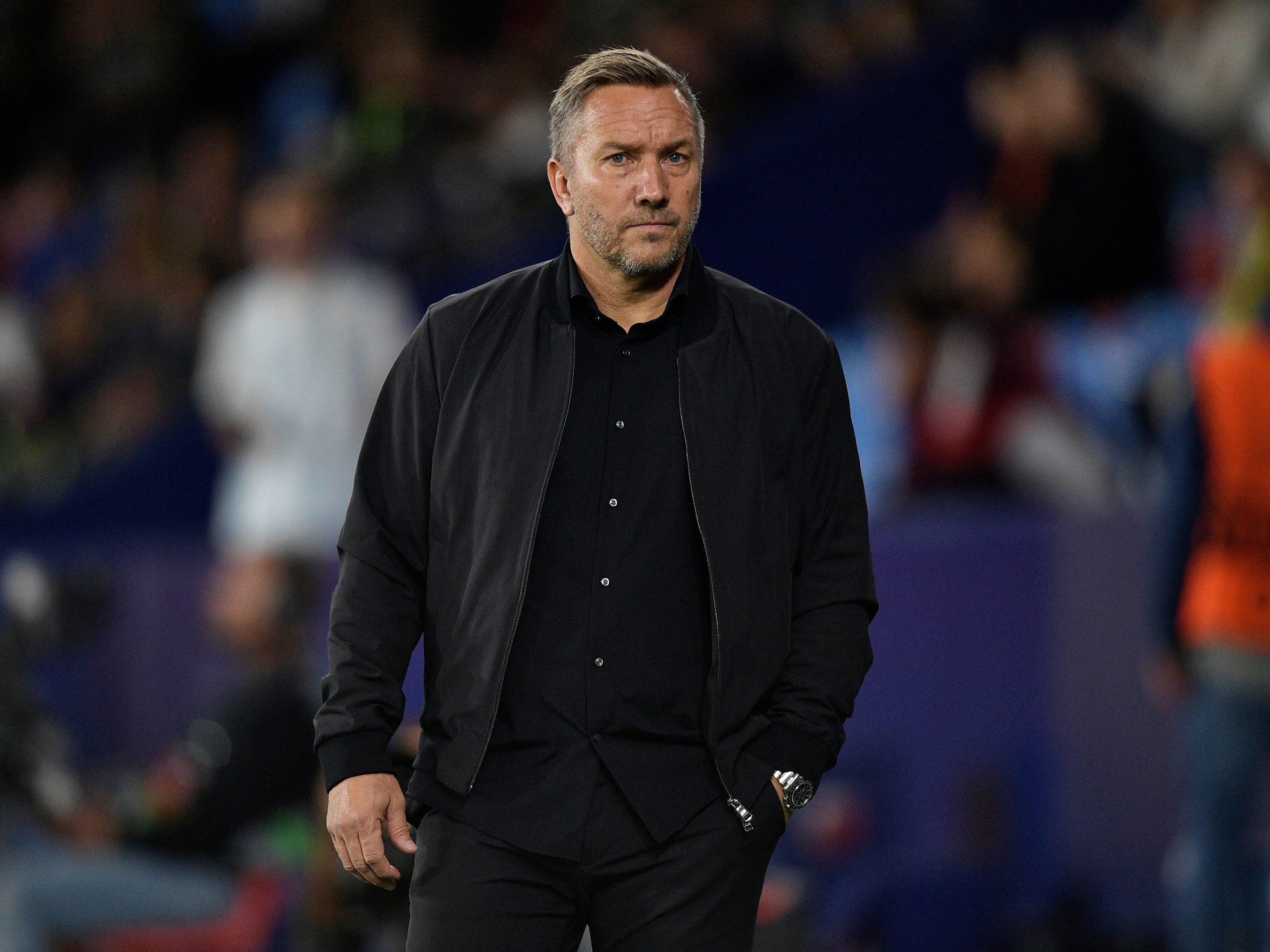 Ex-Austria-Wien-Trainer Schmid in Statement ohne Kritik an Vereinsführung.