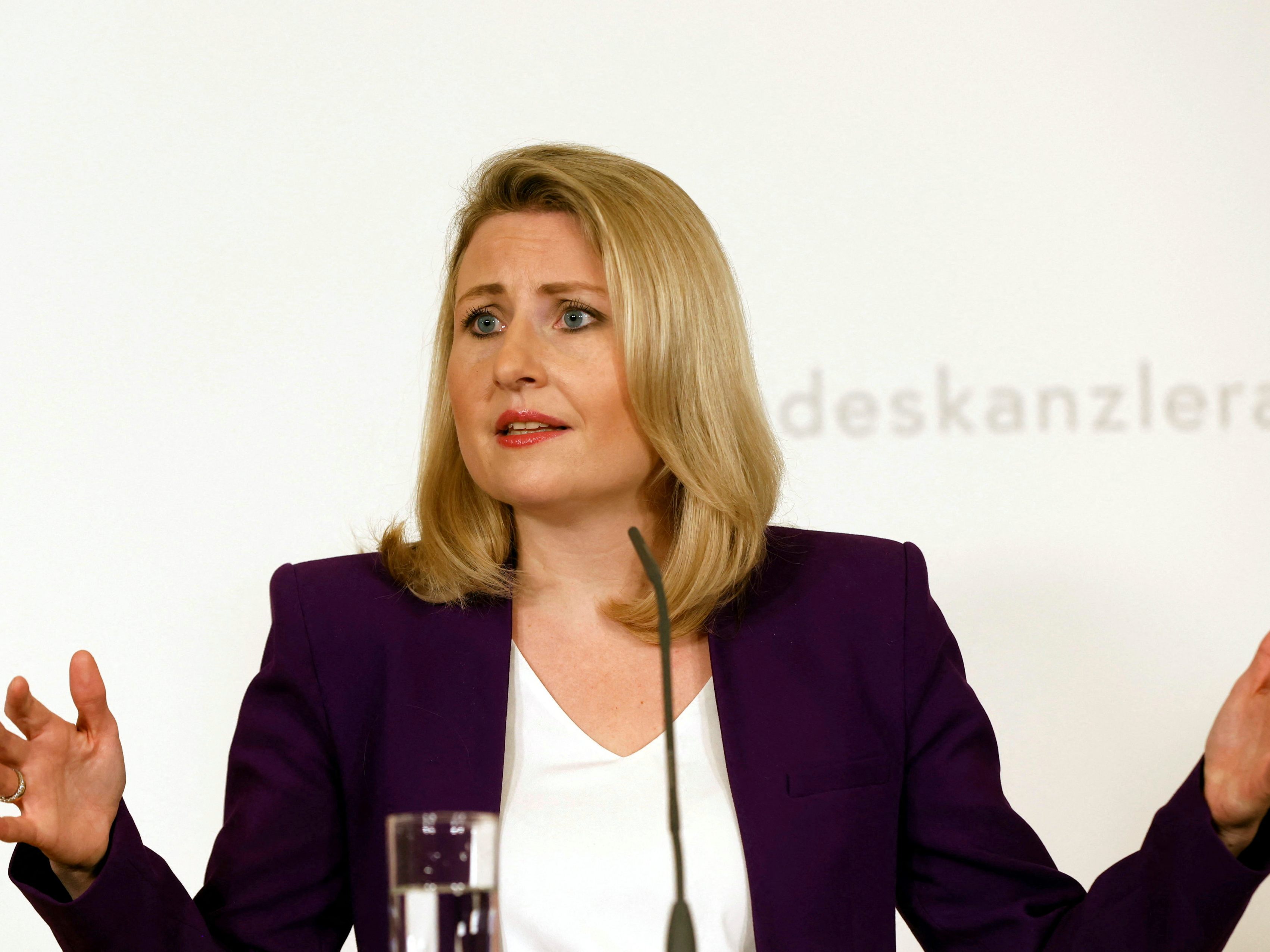 Frauenministerin Susanne Raab argumentiert für ein automatisches Pensionssplitting. Frauenministerin Susanne Raab argumentiert für ein automatisches Pensionssplitting.
