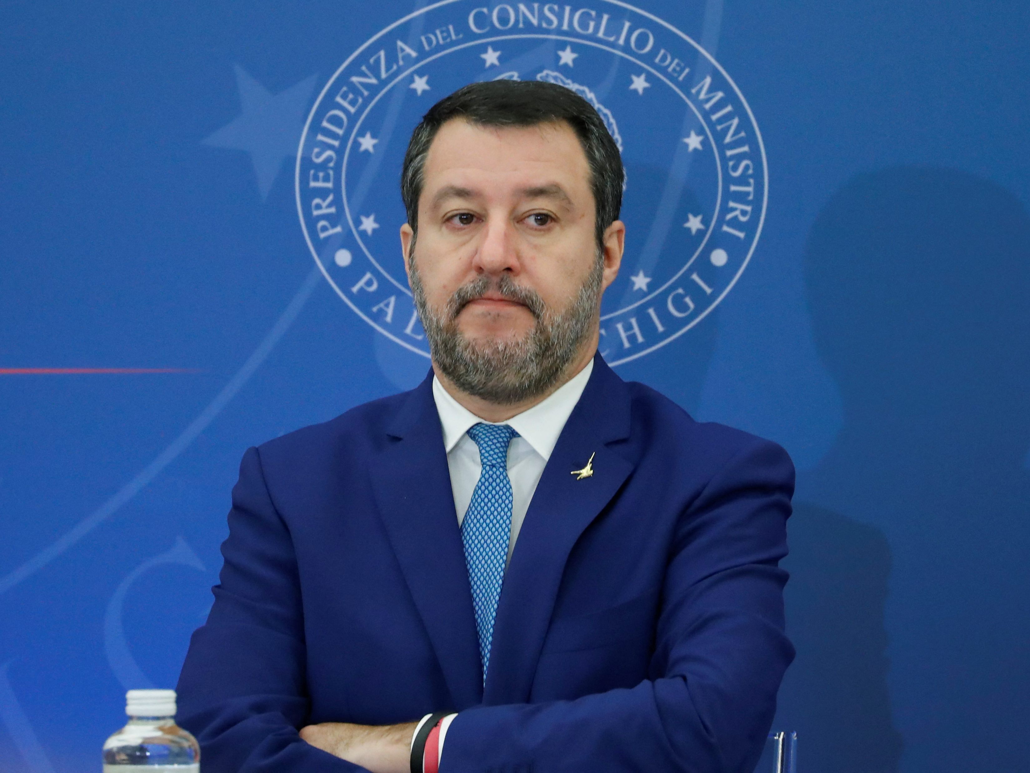 Italiens Verkehrsminister Matteo Salvini droht Österreich mit einem Vertragsverletzungsverfahren. Italiens Verkehrsminister Matteo Salvini droht Österreich mit einem Vertragsverletzungsverfahren.