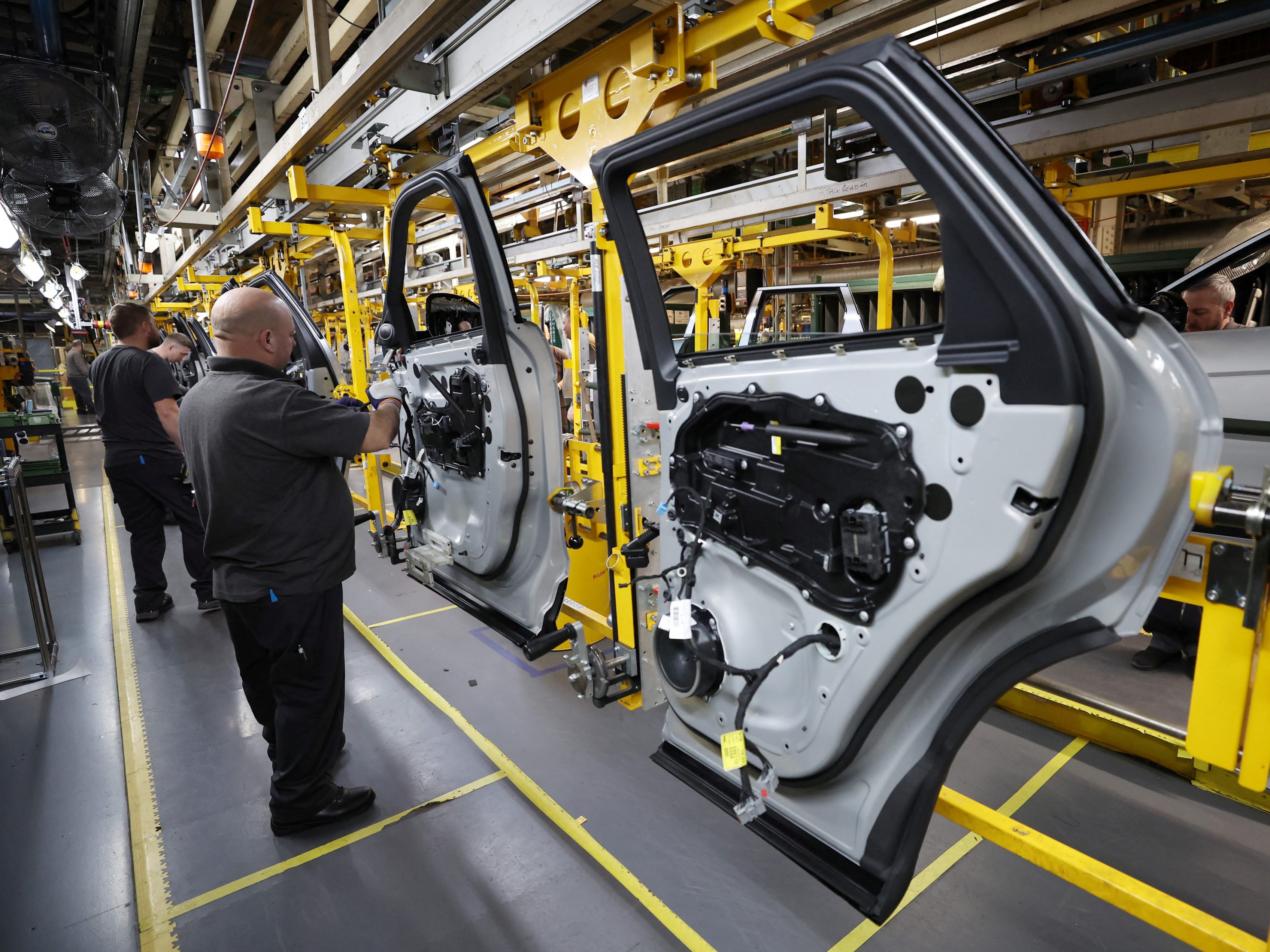 Studien eröffnen "Fahrplan" für Österreichs Fahrzeugindustrie. Studien eröffnen "Fahrplan" für Österreichs Fahrzeugindustrie.