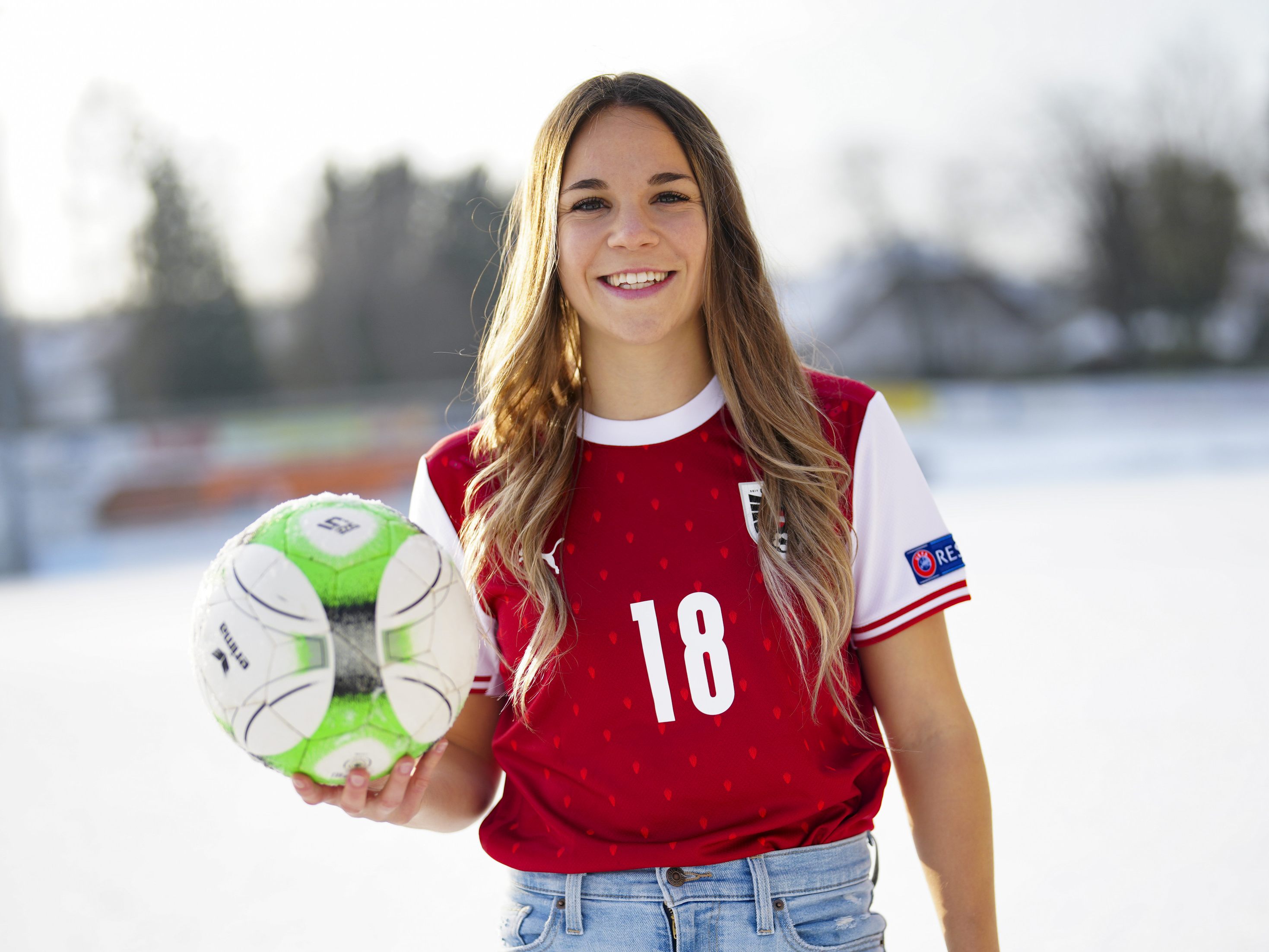 Julia Hickelsberger-Füller ist Österreichs Fußballerin des Jahres. Julia Hickelsberger-Füller ist Österreichs Fußballerin des Jahres.