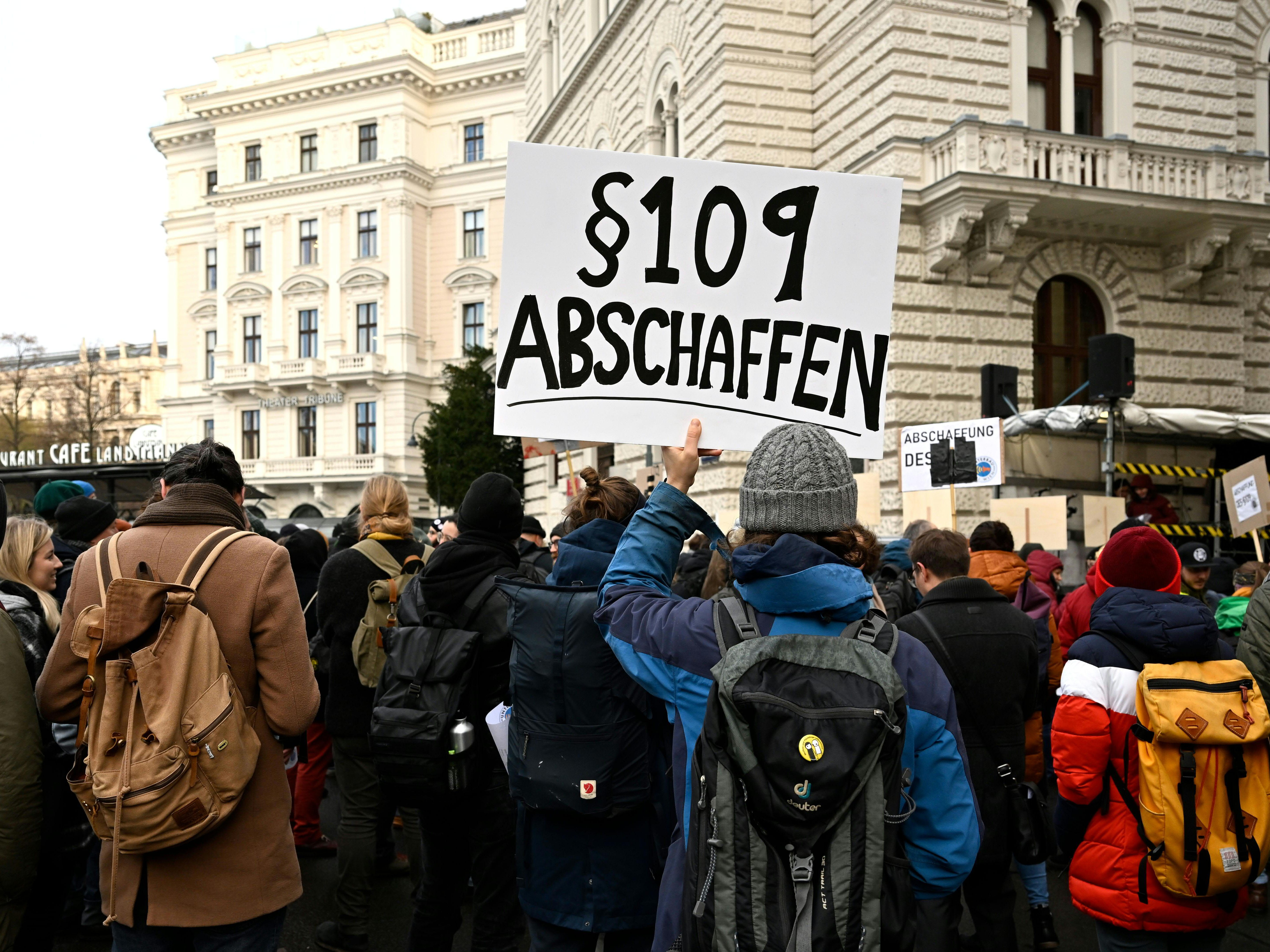 Hunderte Jungforscher demonstrierten für bessere Arbeitsbedingungen.