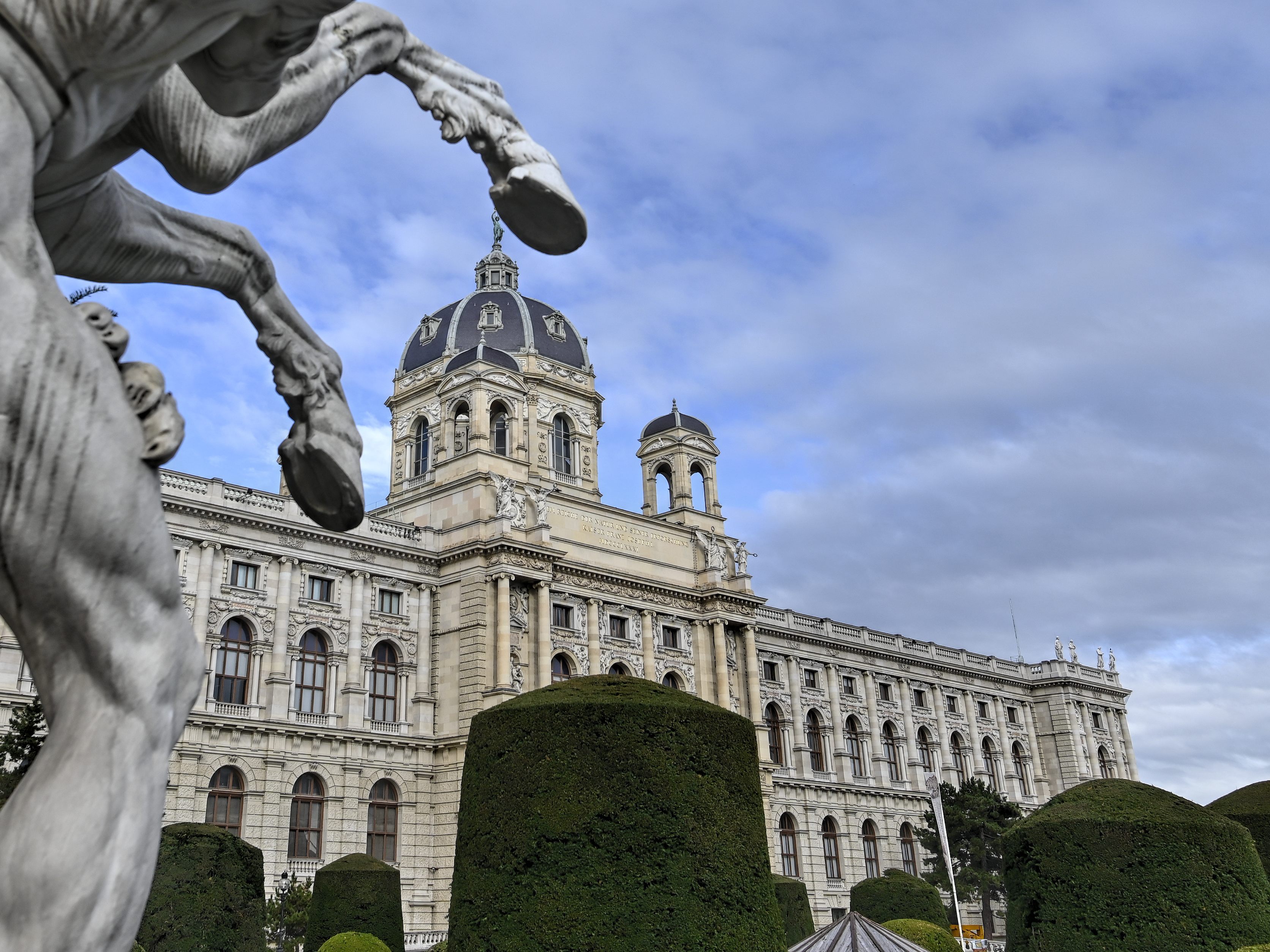Uneinheitliche Lohnabschlüsse sorgen bei den Angestellten für Unmut. Uneinheitliche Lohnabschlüsse sorgen bei den Angestellten für Unmut.