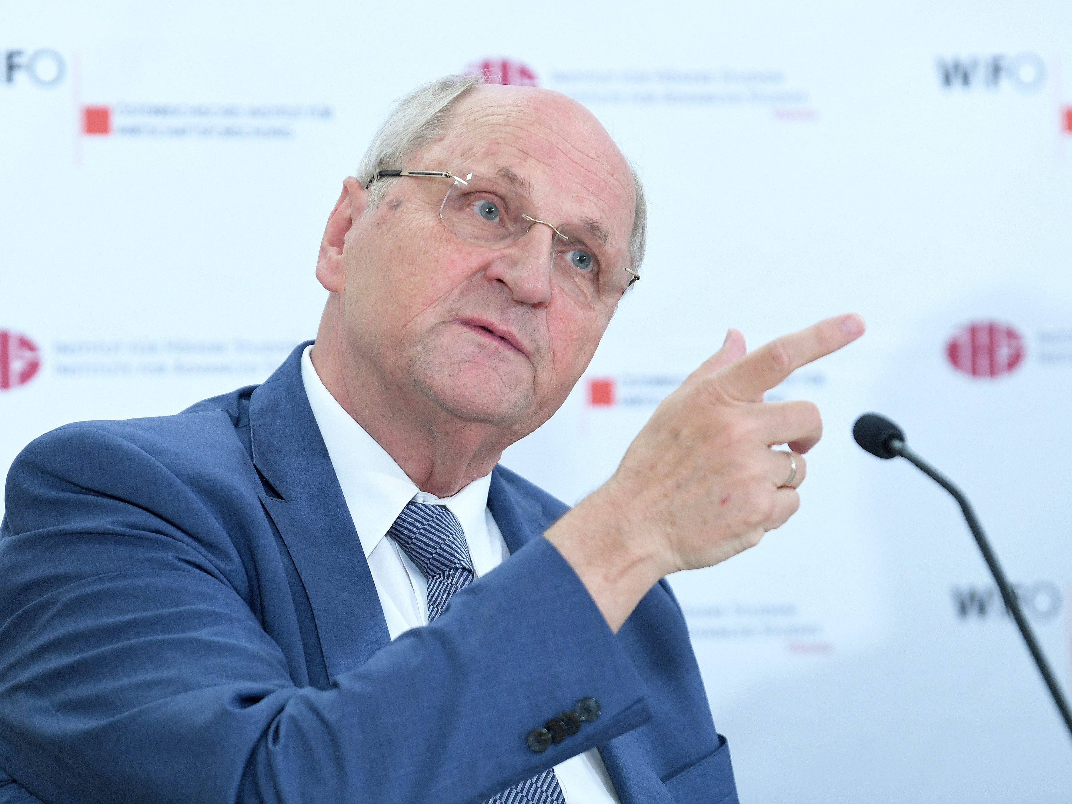 Christoph Badelt sieht den Druck auf Wien durch die deutsche Energiepreisbremse erhöht. Christoph Badelt sieht den Druck auf Wien durch die deutsche Energiepreisbremse erhöht.