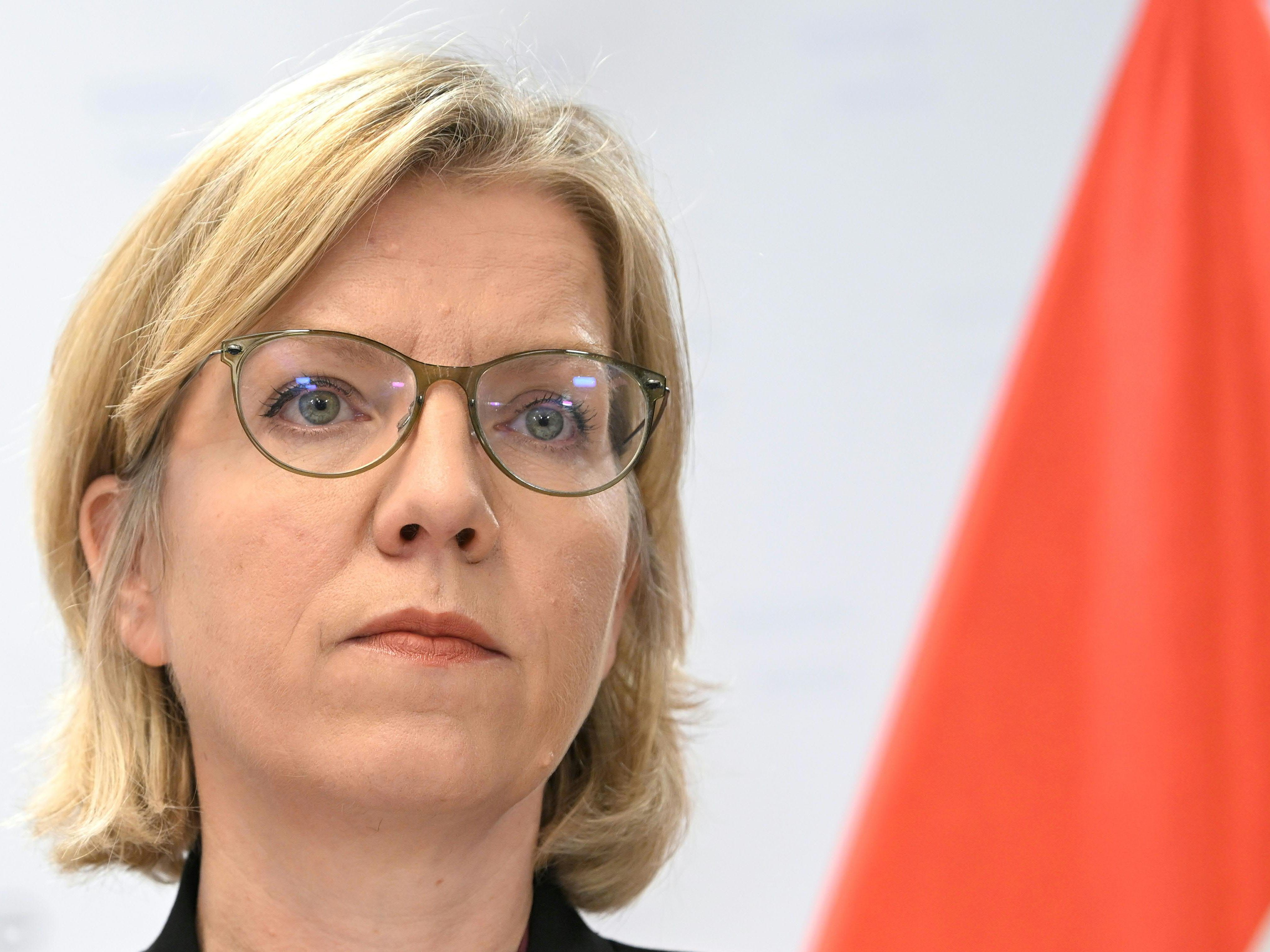 Global 2000 forderte Umweltministerin Leonore Gewessler dazu auf, das Durchwinken der Forderungen der EU-Ratspräsidentschaft "entschlossen zu verhindern".