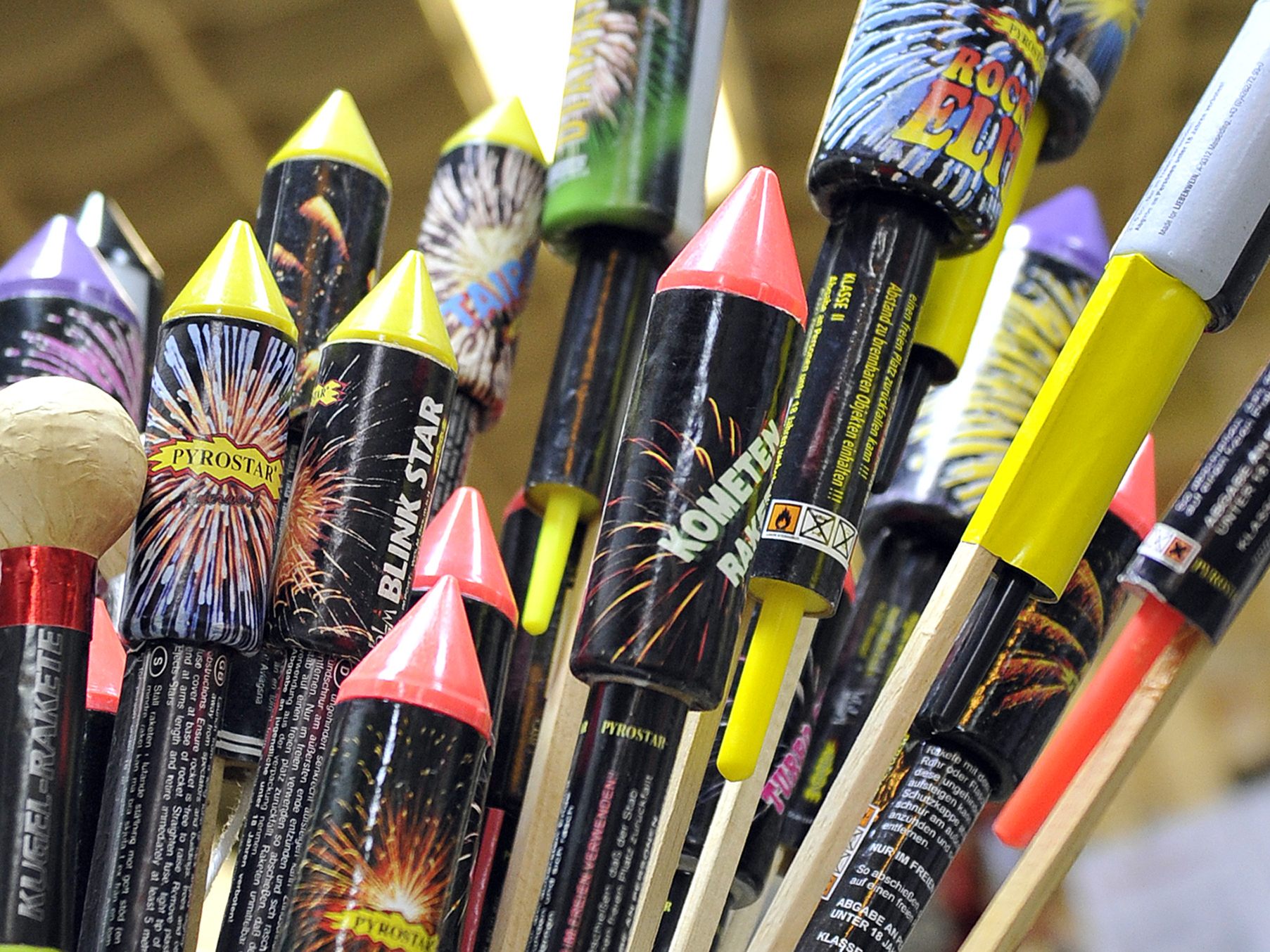 Zu Silvester häufen sich die Unfälle mit Pyrotechnik. Zu Silvester häufen sich die Unfälle mit Pyrotechnik.