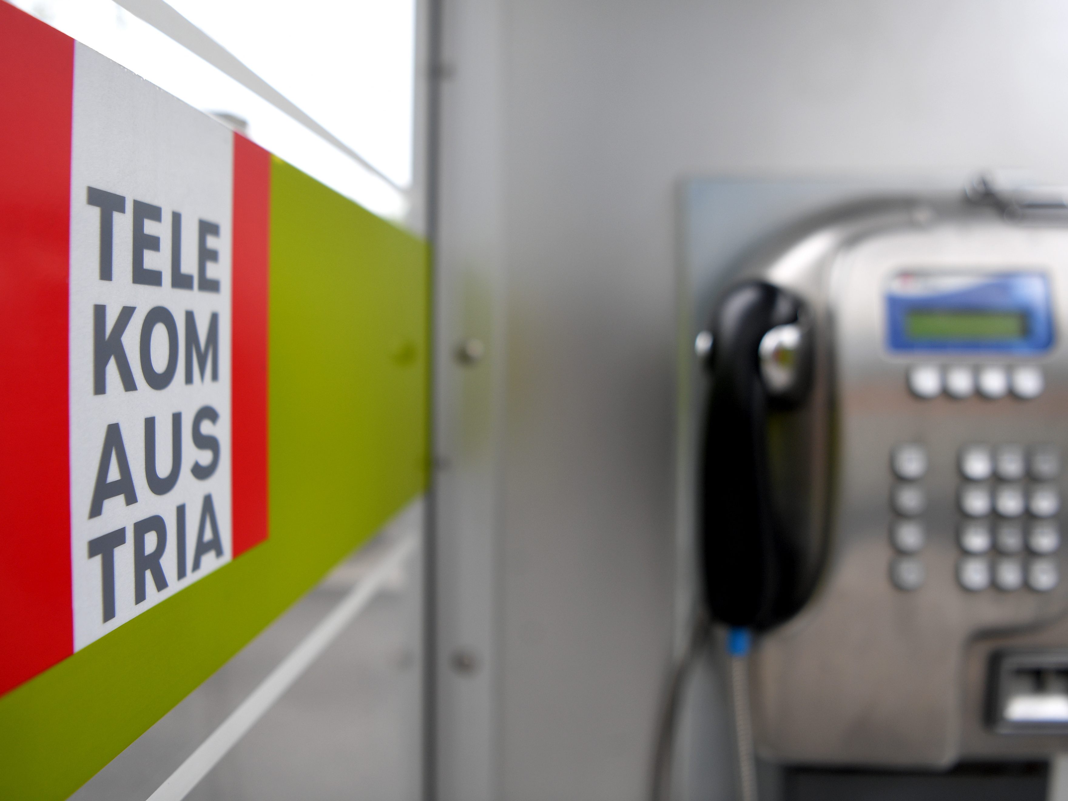 Am Mittwoch gehen die KV-Verhandlungen der Telekom weiter. Am Mittwoch gehen die KV-Verhandlungen der Telekom weiter.