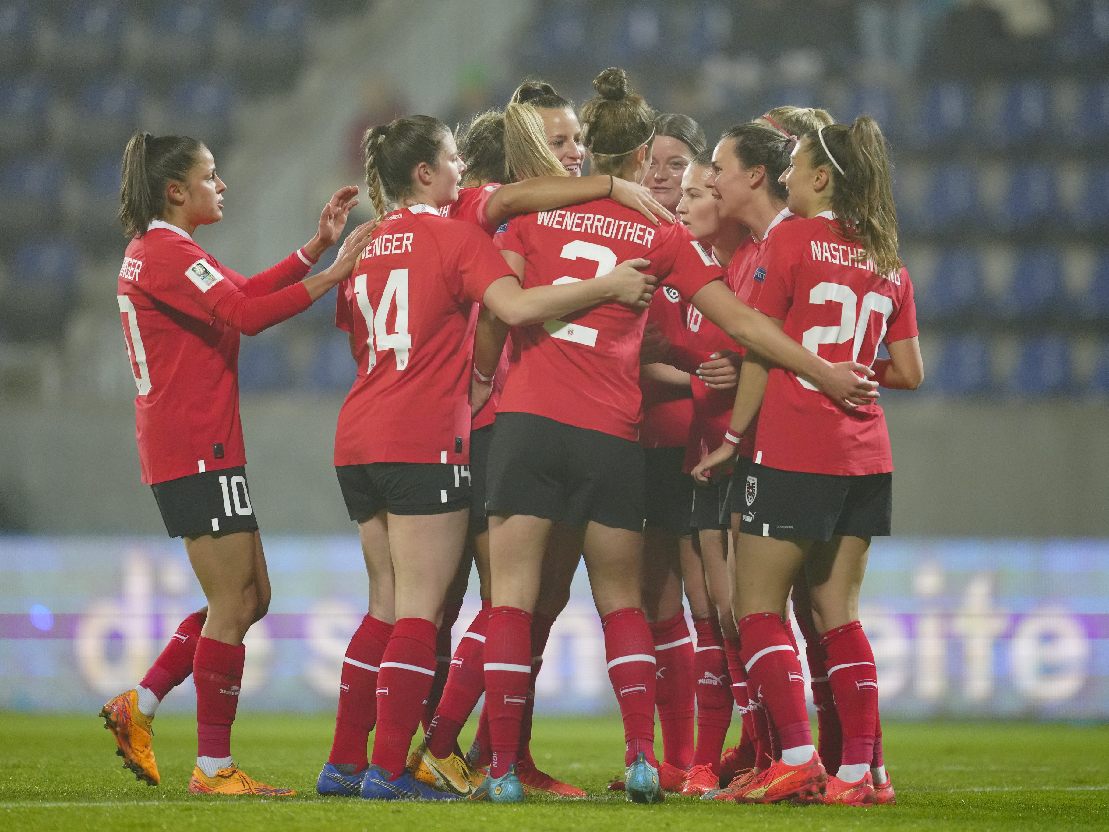 Staatspreis für Frauen für Österreichs Frauen-Fußballnationalmannschaft. Staatspreis für Frauen für Österreichs Frauen-Fußballnationalmannschaft.