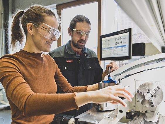 Die FHV bietet 25 Studienprogramme in vier Fachbereichen (Wirtschaft, Technik, Gestaltung, Soziales & Gesundheit) an. Credit: FHV/Patricia Keckeis Die FHV bietet 25 Studienprogramme in vier Fachbereichen (Wirtschaft, Technik, Gestaltung, Soziales & Gesundheit) an. Credit: FHV/Patricia Keckeis
