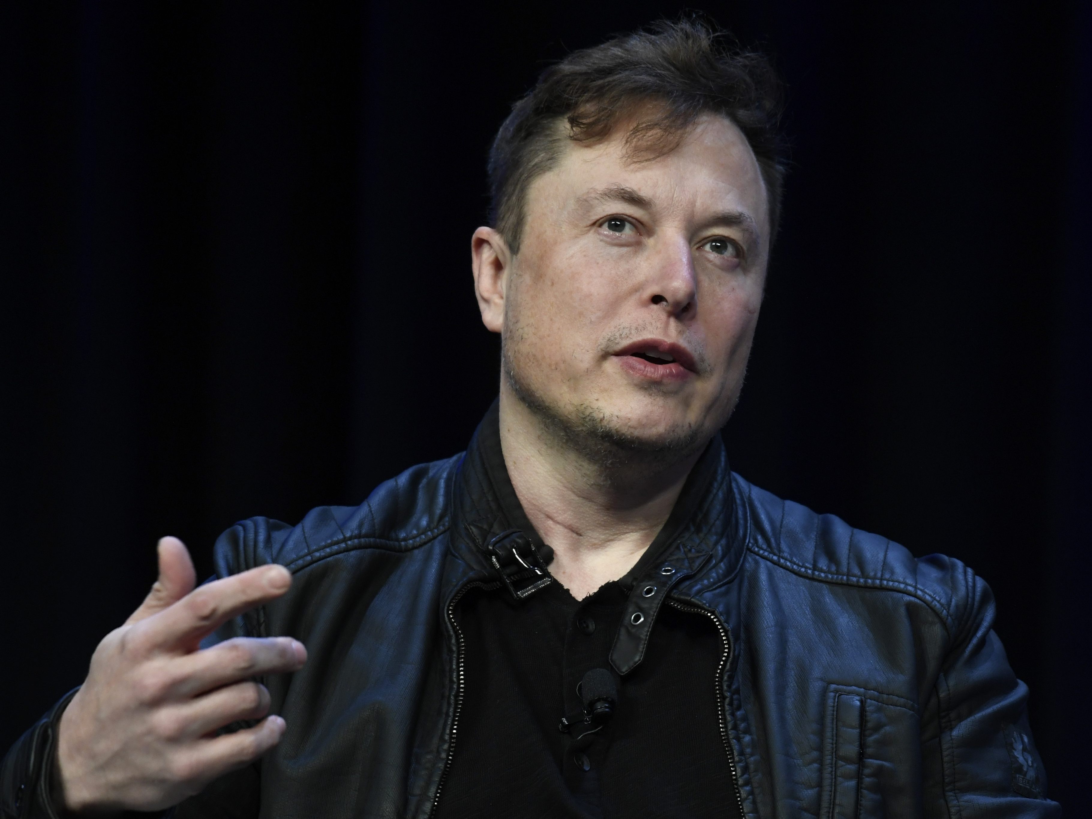 Twitter-Chef Elon Musk teilte etwas mit.
