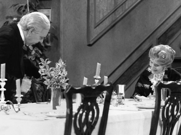 Auf diesen Sendern läuft Dinner for One zu Silvester. Auf diesen Sendern läuft Dinner for One zu Silvester.