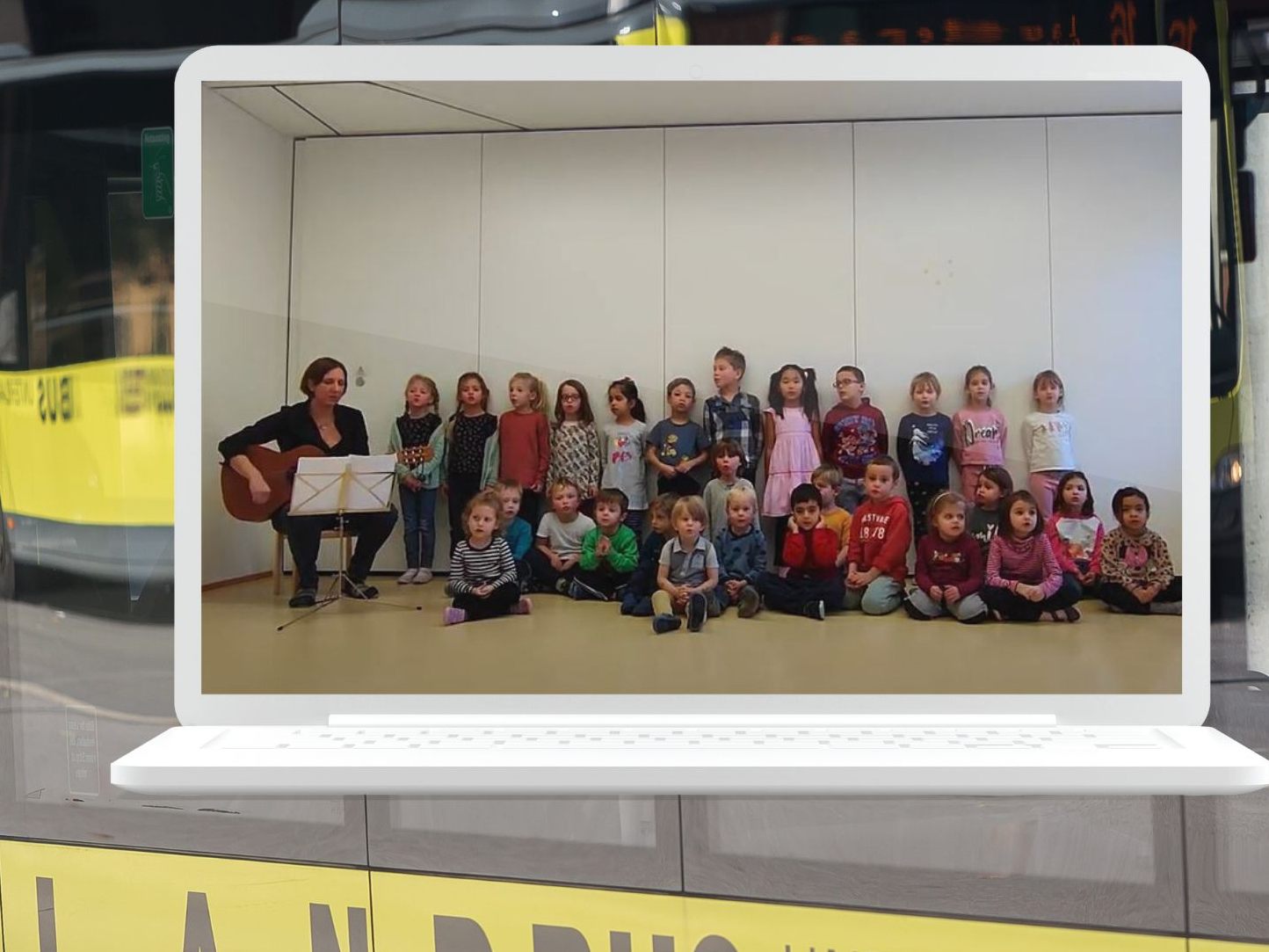 "Das 409er Bus-Liad", gesungen von Kindergartenkindern des Antoniushauses. "Das 409er Bus-Liad", gesungen von Kindergartenkindern des Antoniushauses.