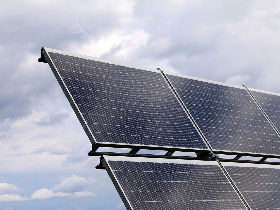 PV-Anlagen werden im geförderten Wohnbau in NÖ Pflicht. PV-Anlagen werden im geförderten Wohnbau in NÖ Pflicht.