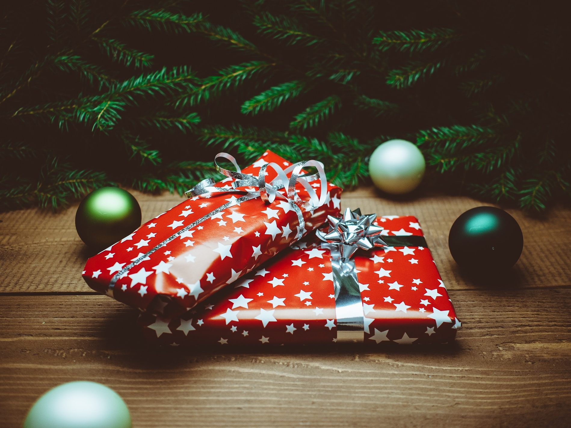 Die Verbraucher haben aufgrund der Teuerung bei den Ausgaben für Weihnachten gespart. Die Verbraucher haben aufgrund der Teuerung bei den Ausgaben für Weihnachten gespart.