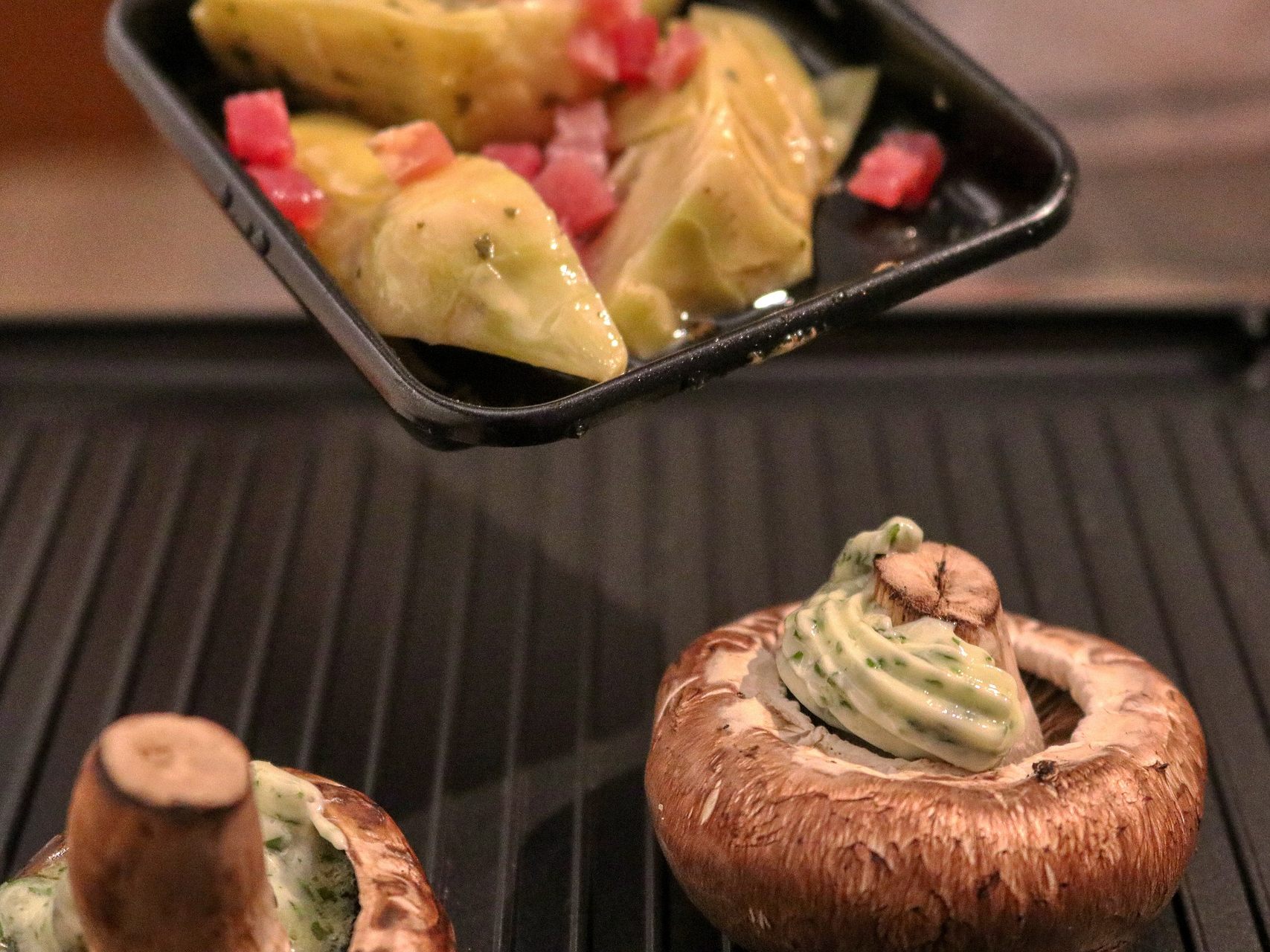 Raclette zu Silvester ist in vielen Haushalten beliebt.