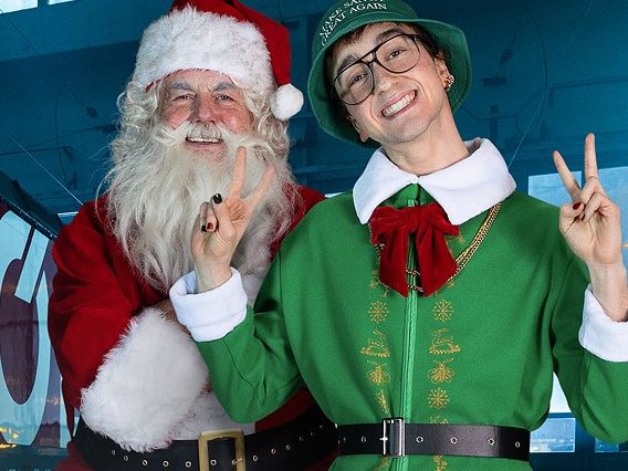 Endlich machen die ÖBB und das Christkind gemeinsame Sache Endlich machen die ÖBB und das Christkind gemeinsame Sache