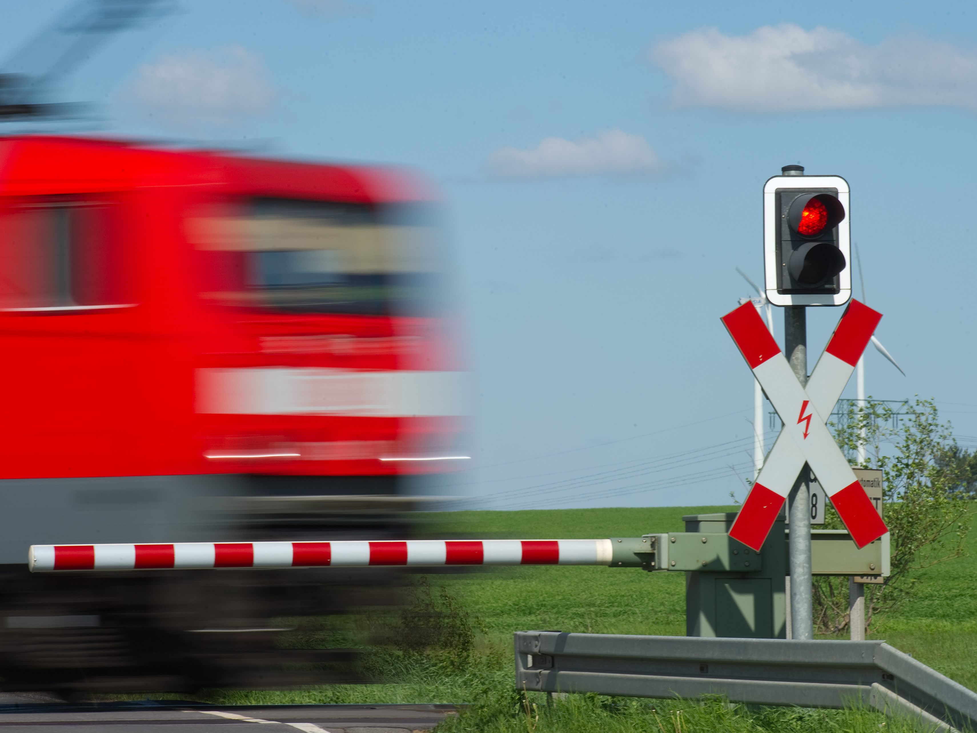 Die Zahl der Verkehrstoten im EU-Bahnverkehr ist 2021 weiter gesunken. Die Zahl der Verkehrstoten im EU-Bahnverkehr ist 2021 weiter gesunken.