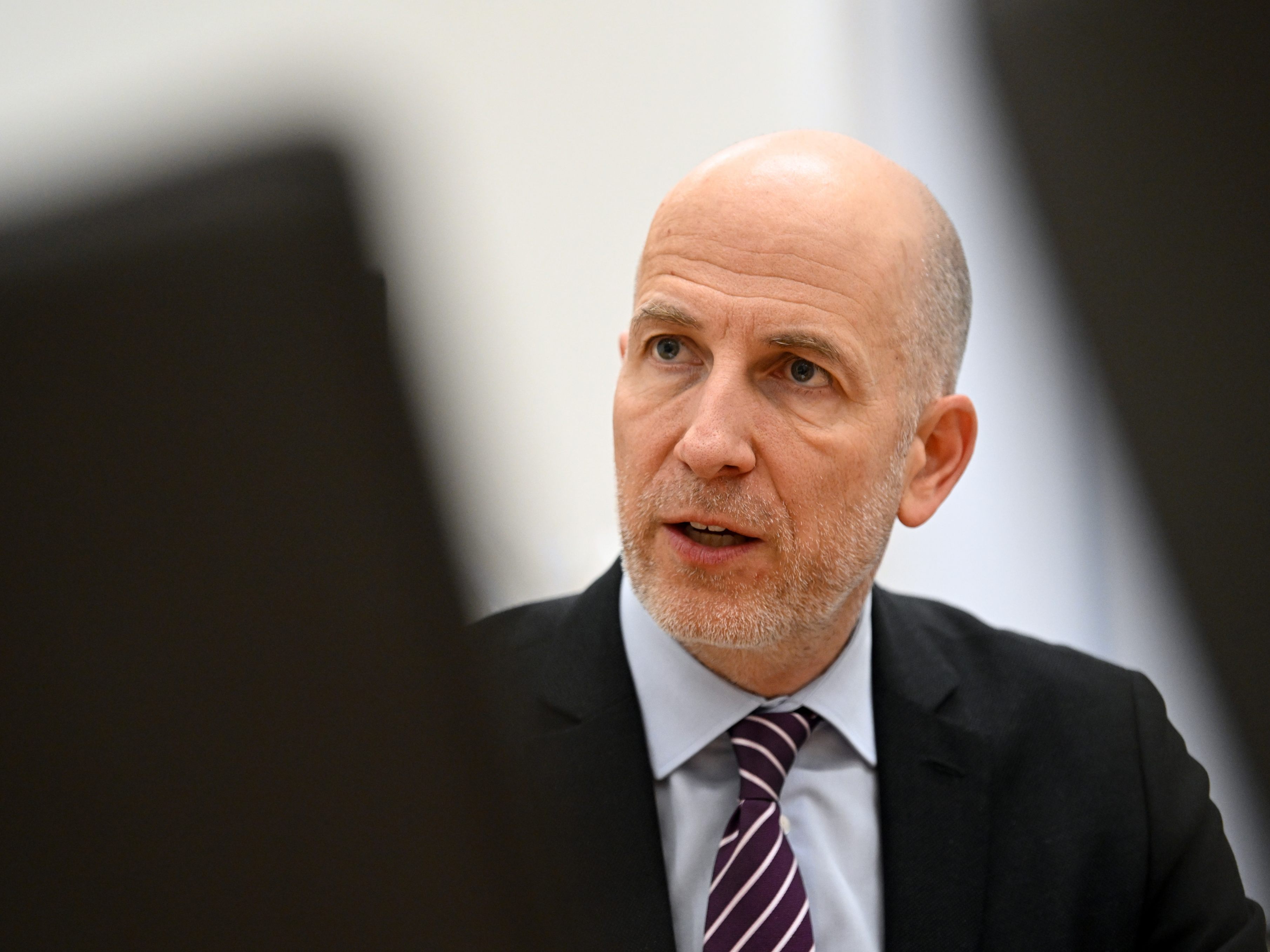 In Summe sind laut Martin Kocher elf Milliarden Euro an Investitionen ausgelöst worden.