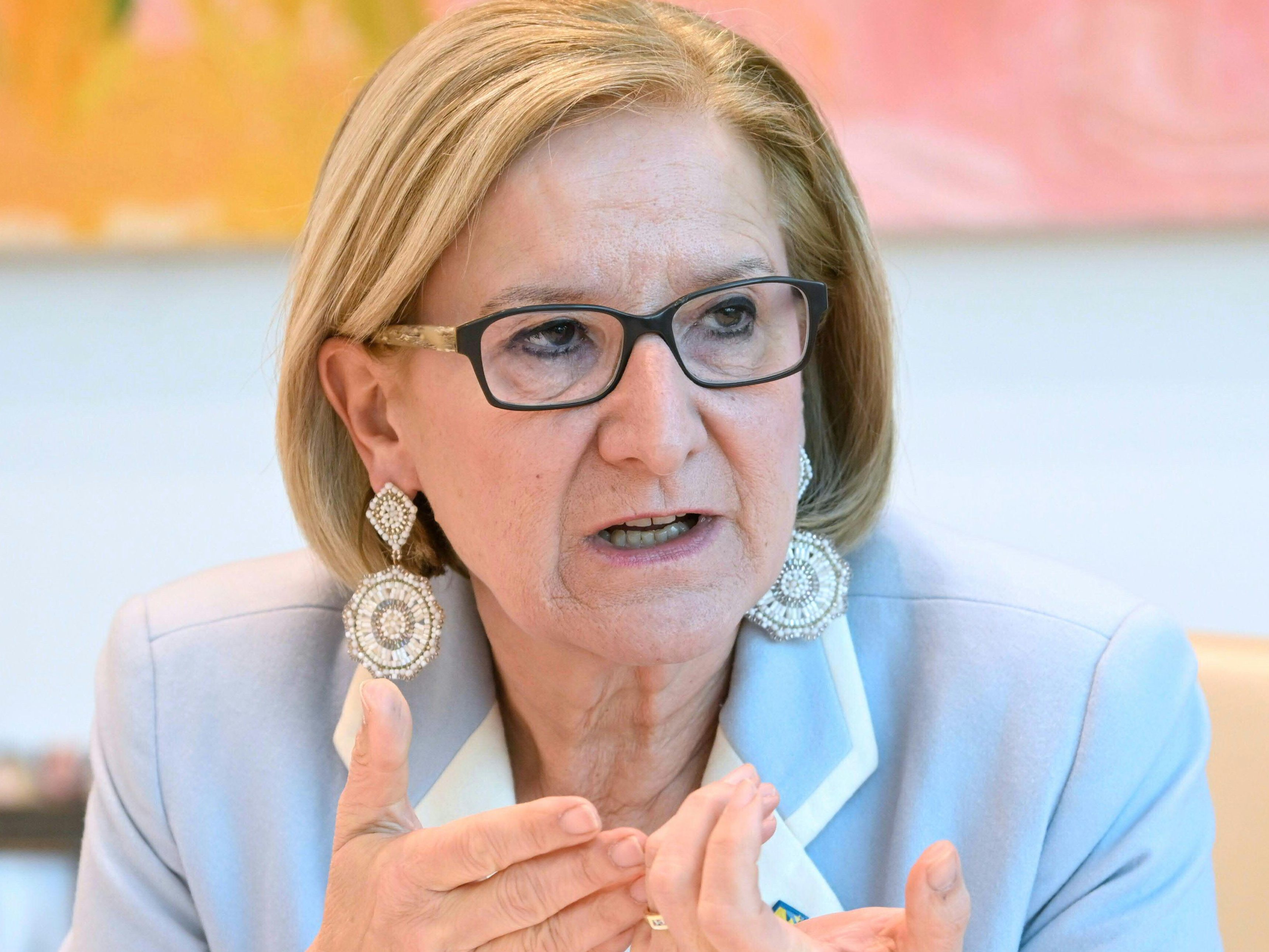Johanna Mikl-Leitner glaubt, dass die NÖ-Wahl eine "Schicksalswahl" wird. Johanna Mikl-Leitner glaubt, dass die NÖ-Wahl eine "Schicksalswahl" wird.