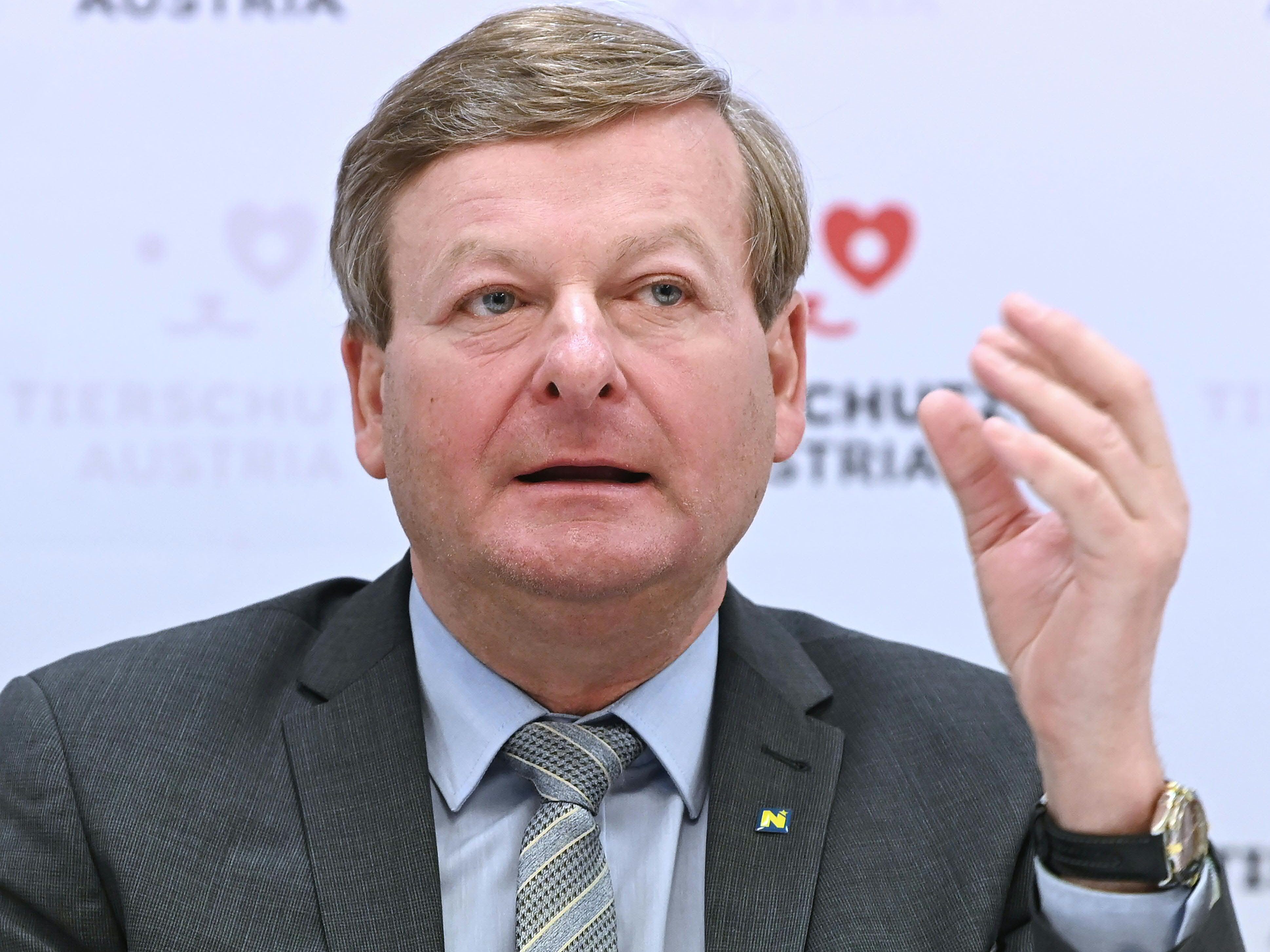 Waldhäusl: "Bleibe weiter Landesrat".
