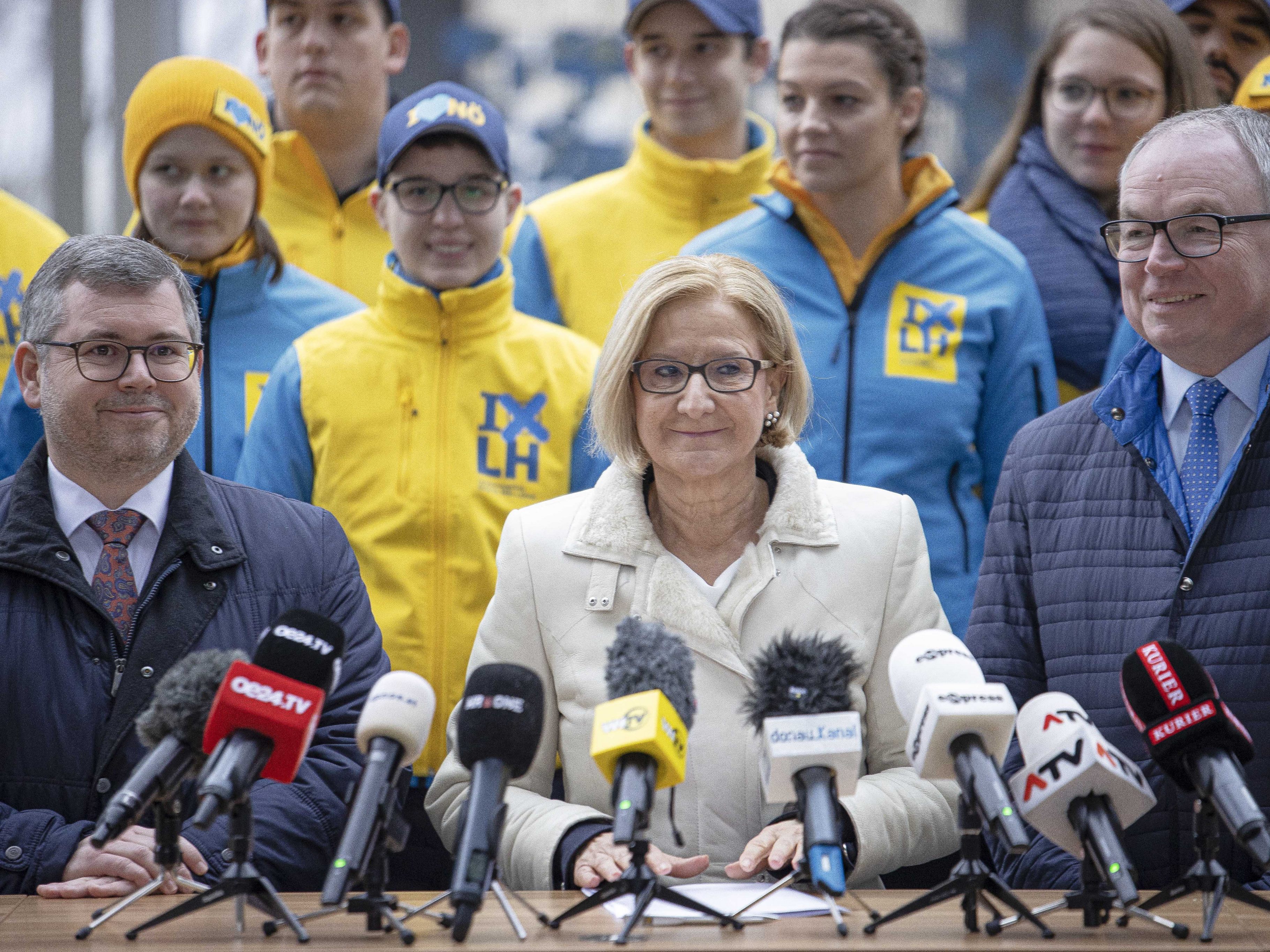 Der Jänner 2023 hat für Johanna Mikl-Leitner (Mitte) die NÖ-Wahl im Gepäck. Der Jänner 2023 hat für Johanna Mikl-Leitner (Mitte) die NÖ-Wahl im Gepäck.