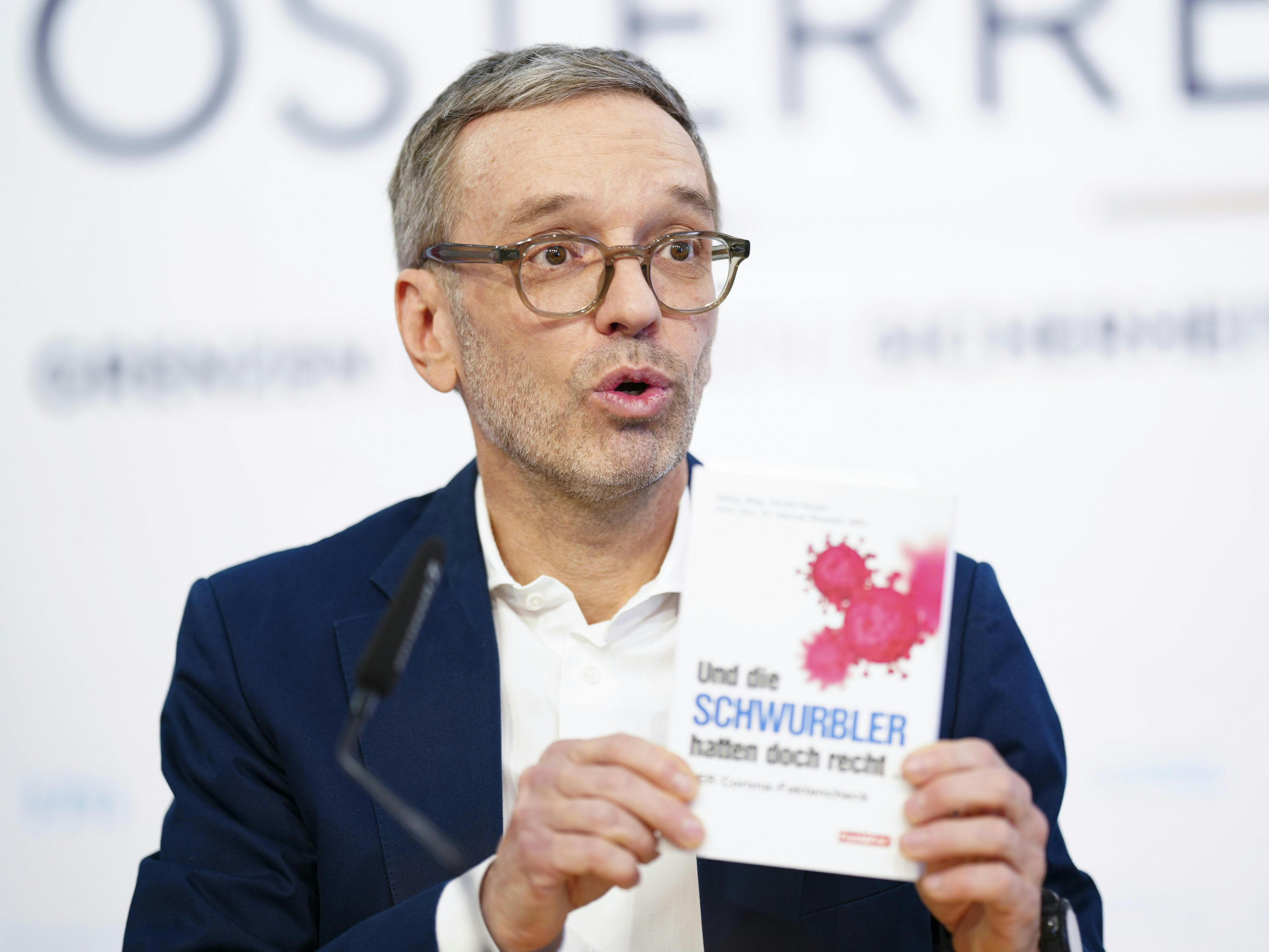 Anlass für die Äußerungen Kickls war die Vorstellung des Buches "Und die Schwurbler hatten doch recht".