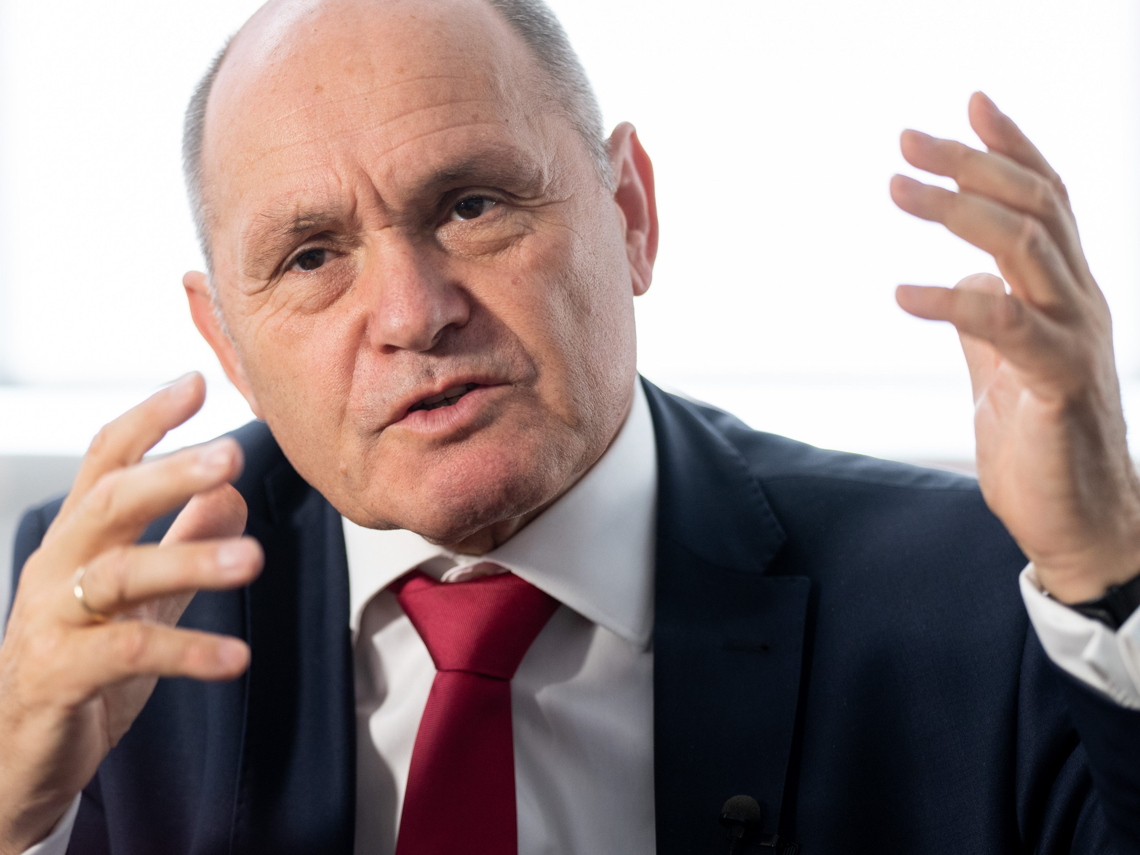 Sobotka sieht eine Chance für einen neuen Umgangston im Parlament.