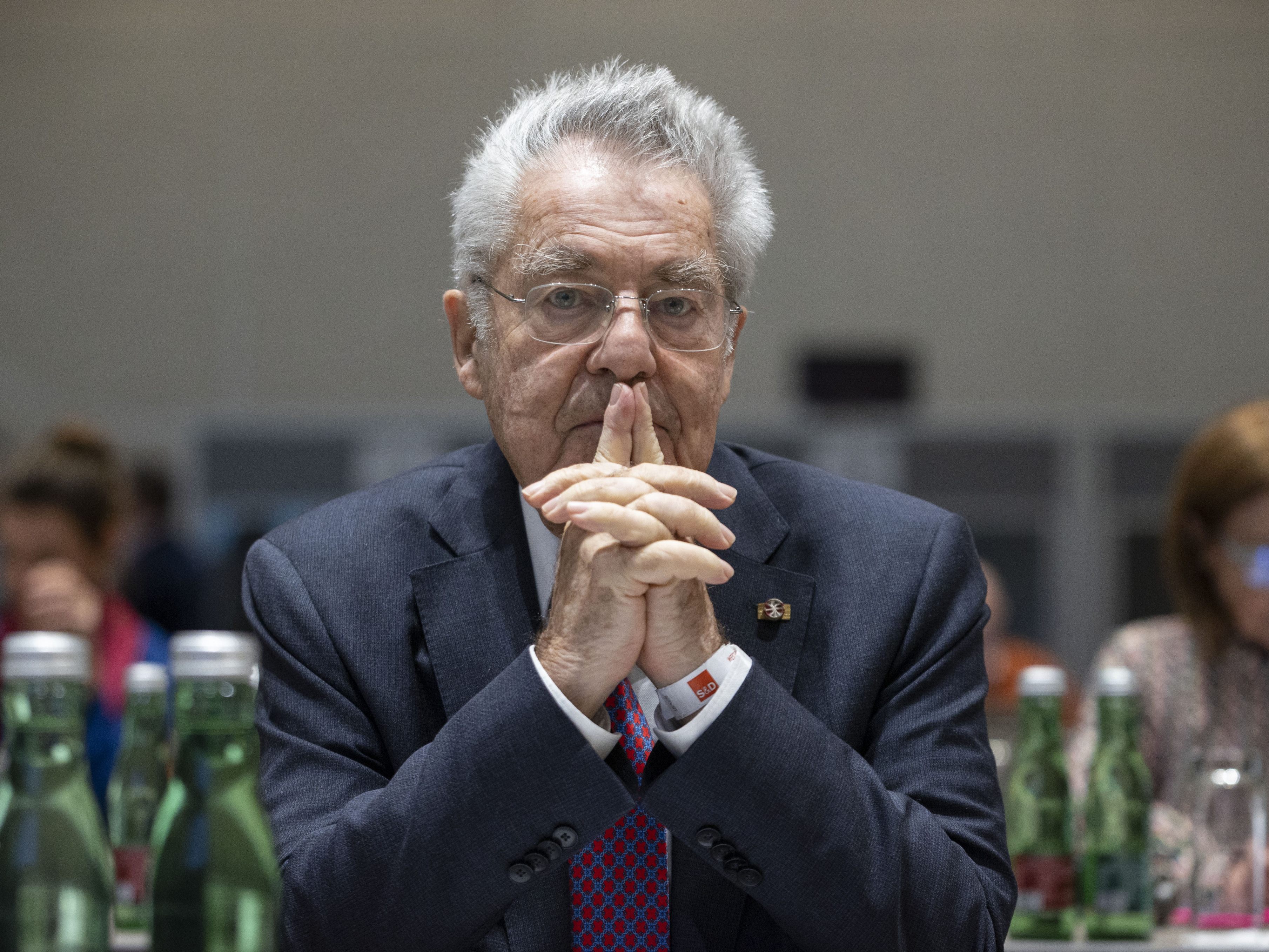 Ex-Präsident Heinz Fischer sprach sich gegen die Möglichkeit einer Abwahl des Nationalratspräsidenten aus. Ex-Präsident Heinz Fischer sprach sich gegen die Möglichkeit einer Abwahl des Nationalratspräsidenten aus.