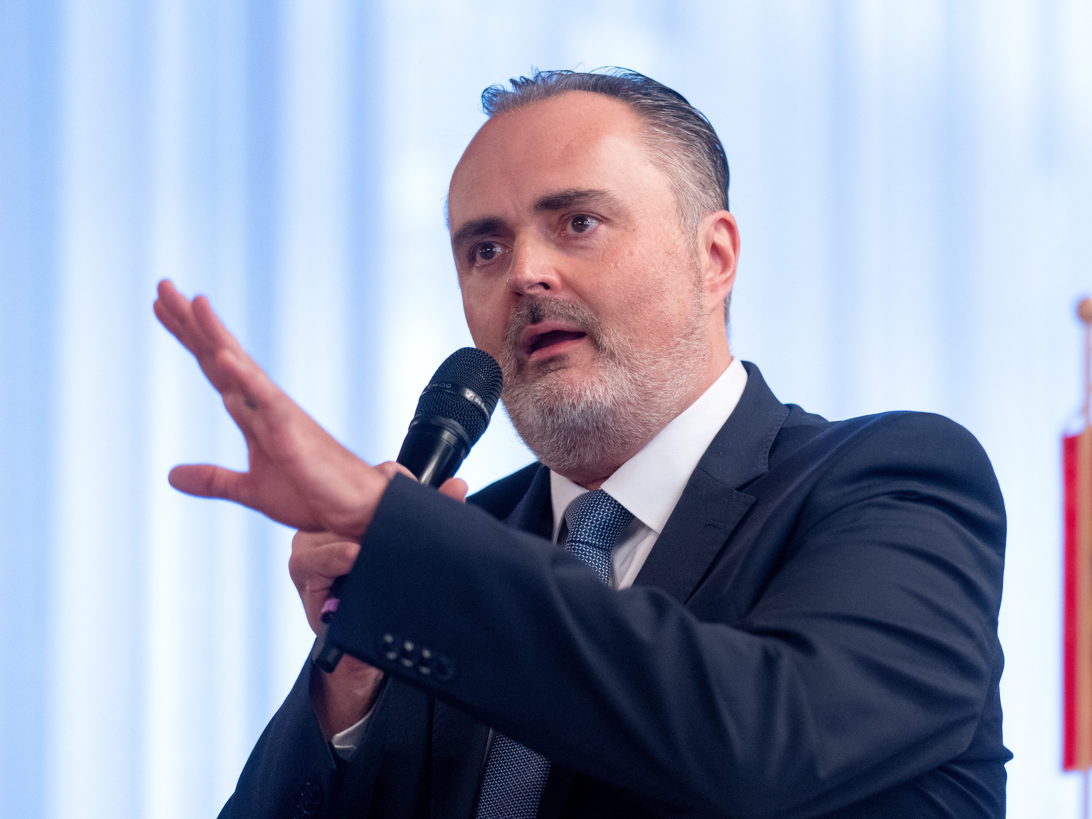 Burgenlands Landeshauptmann Hans Peter Doskozil (SPÖ) will über die Strukturen des Gesundheitssystems reden. Burgenlands Landeshauptmann Hans Peter Doskozil (SPÖ) will über die Strukturen des Gesundheitssystems reden.