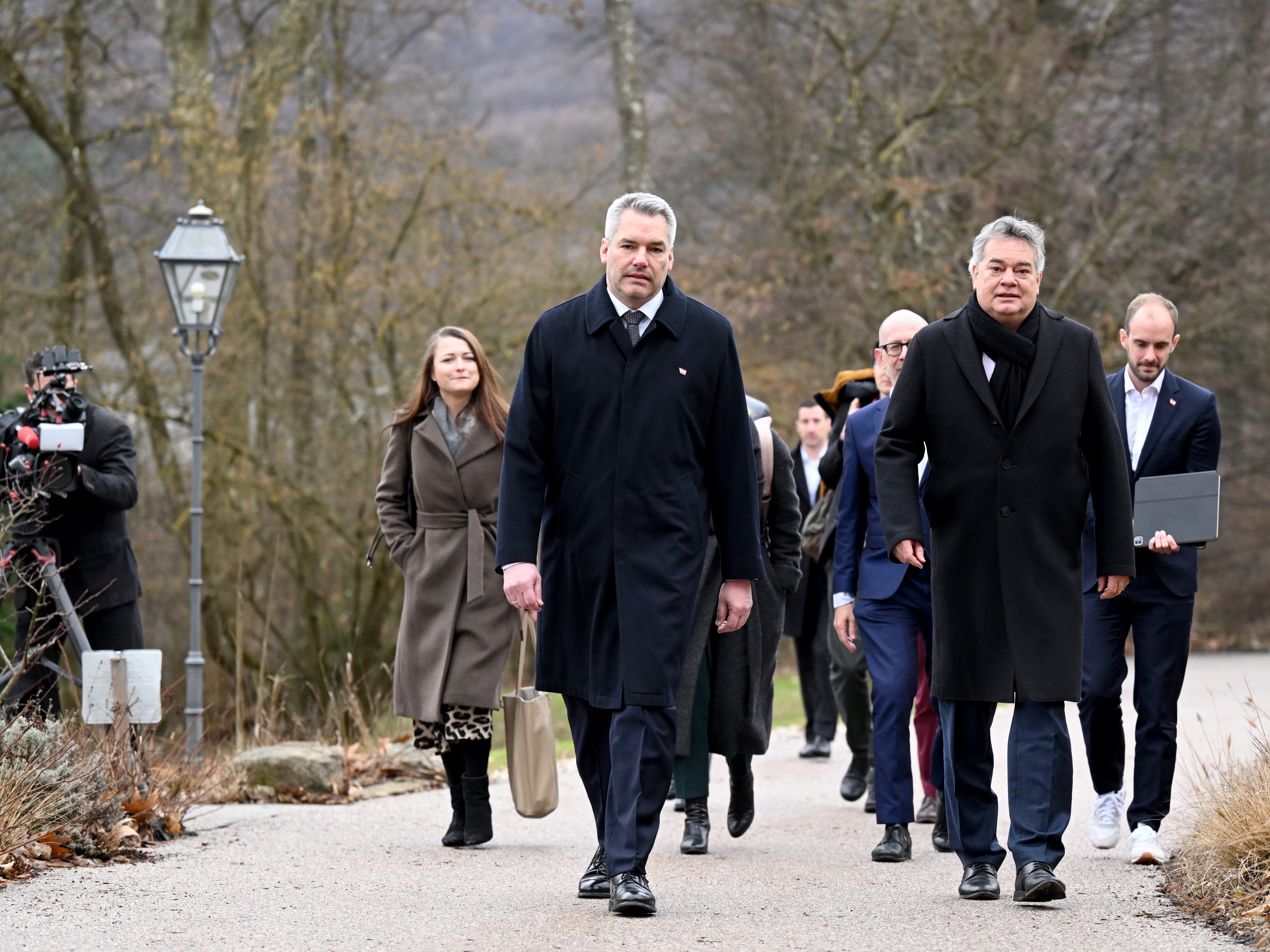 Regierung: Einigung auf UVP-Novelle. Das Foto entstand vor dem Start der Regierungsklausur. Regierung: Einigung auf UVP-Novelle. Das Foto entstand vor dem Start der Regierungsklausur.