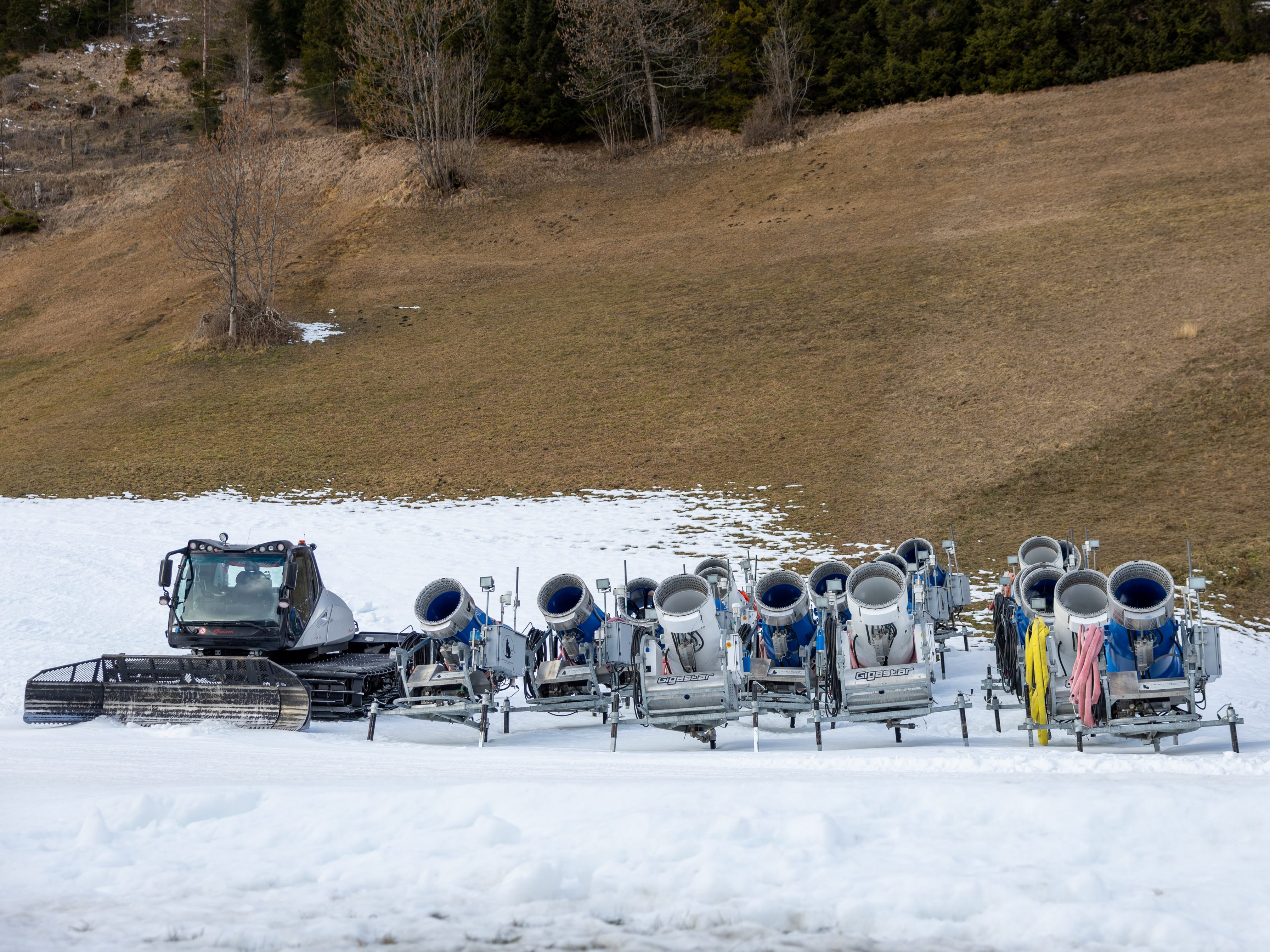 Die Winterbuchungen sind mangels Schnees massiv gebremst.