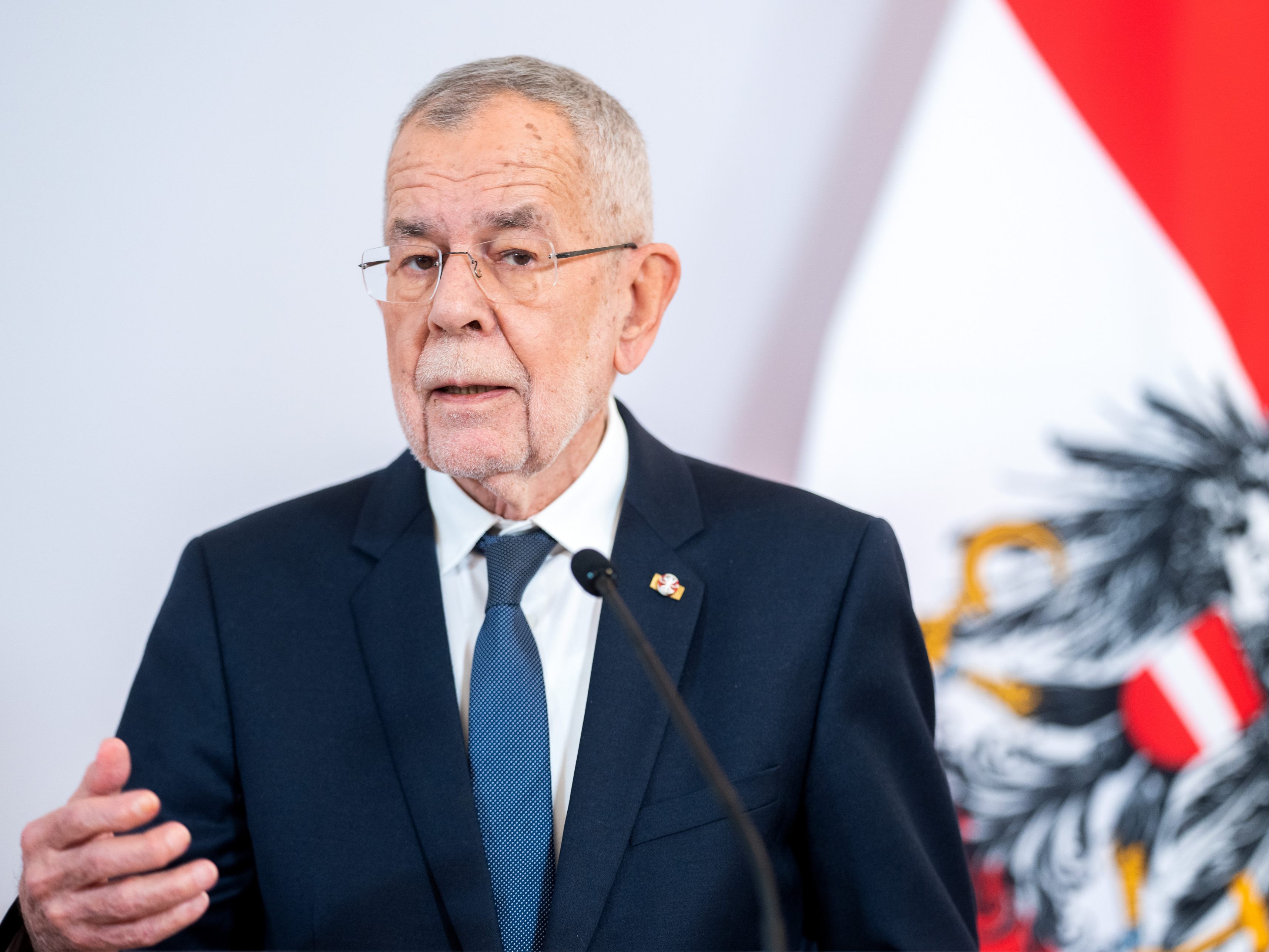 Der russische Botschafter ist bei der Angelobung von Van der Bellen nicht eingeladen. Der russische Botschafter ist bei der Angelobung von Van der Bellen nicht eingeladen.