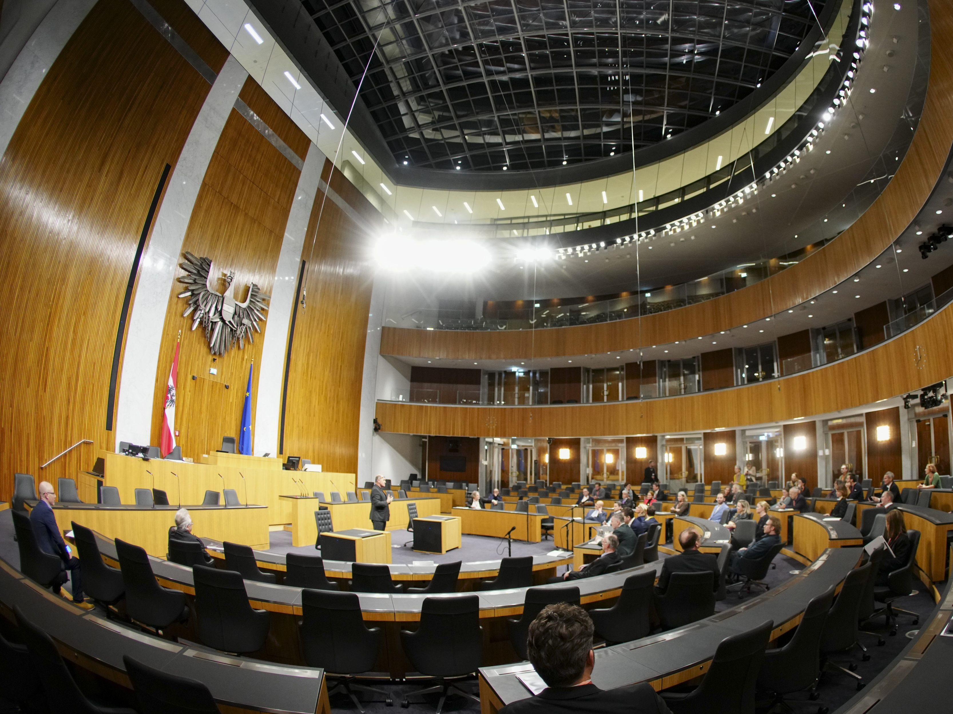 Der russische Botschafter wurde nicht zur Parlamentseröffnung in Wien eingeladen. Der russische Botschafter wurde nicht zur Parlamentseröffnung in Wien eingeladen.