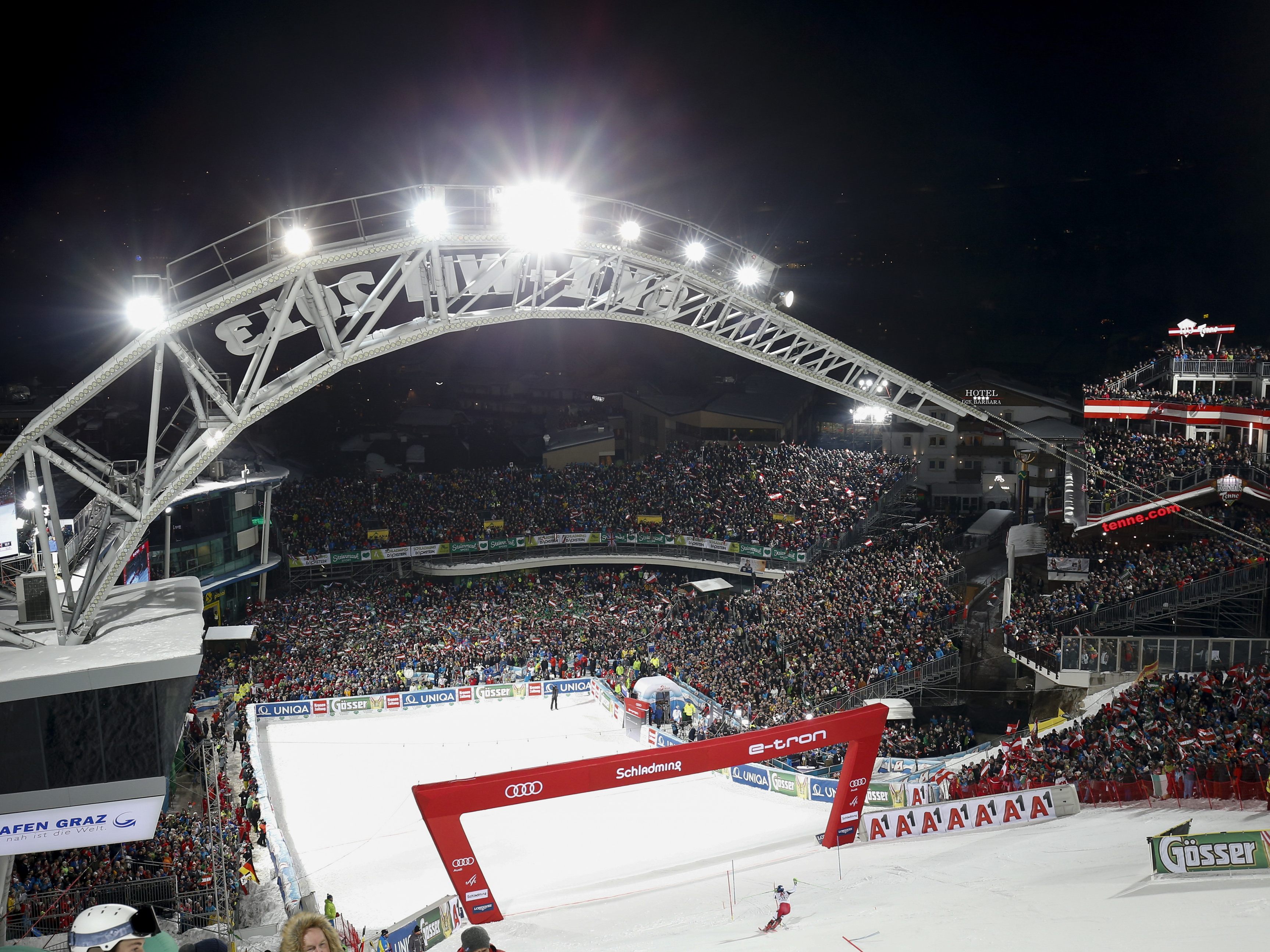 Schladming erlebt nicht nur ein Slalom-Nightrace - sondern auch einen Nacht-Riesentorlauf.