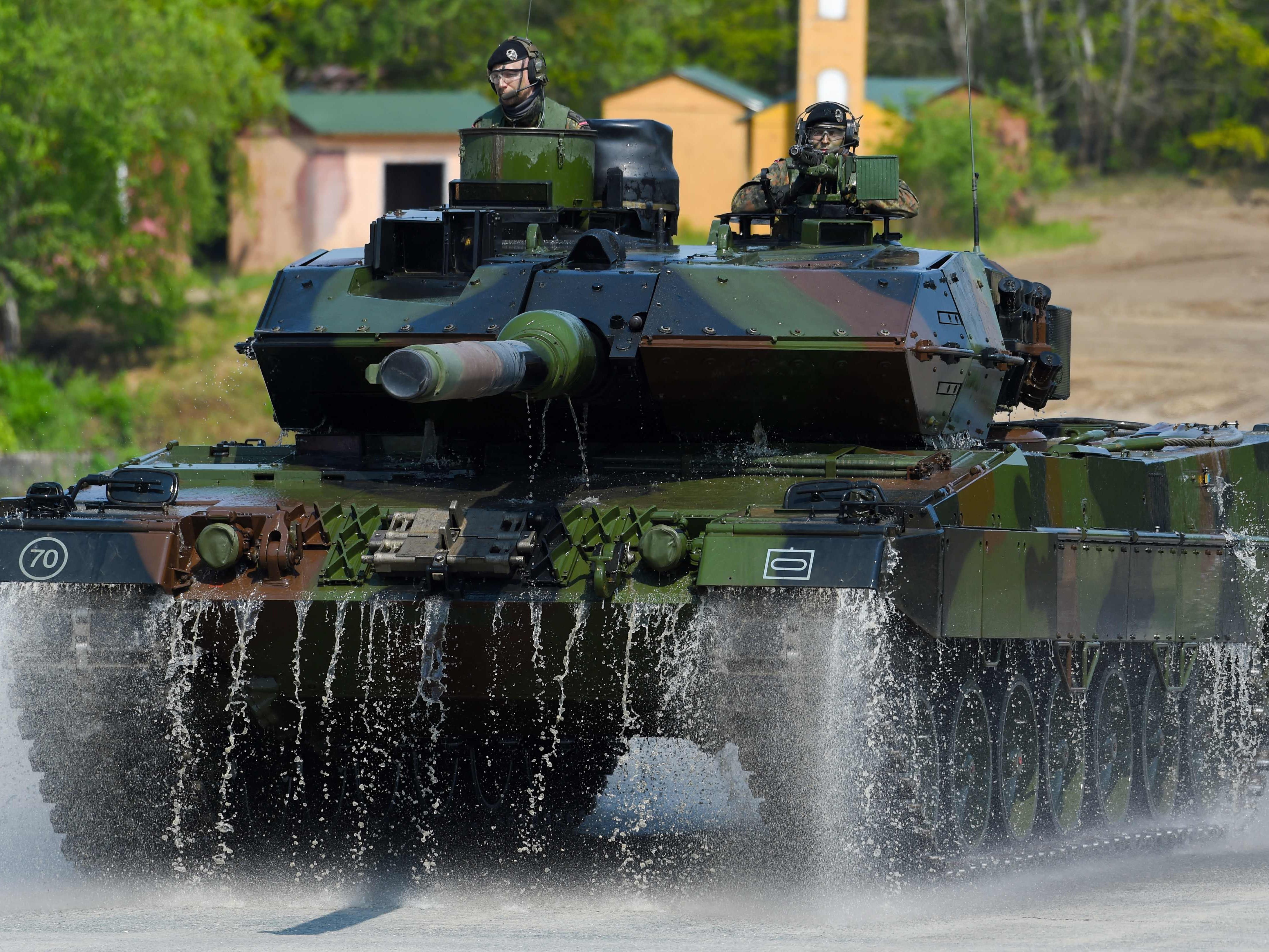 Deutschland liefert 14 Leopard-Panzer.