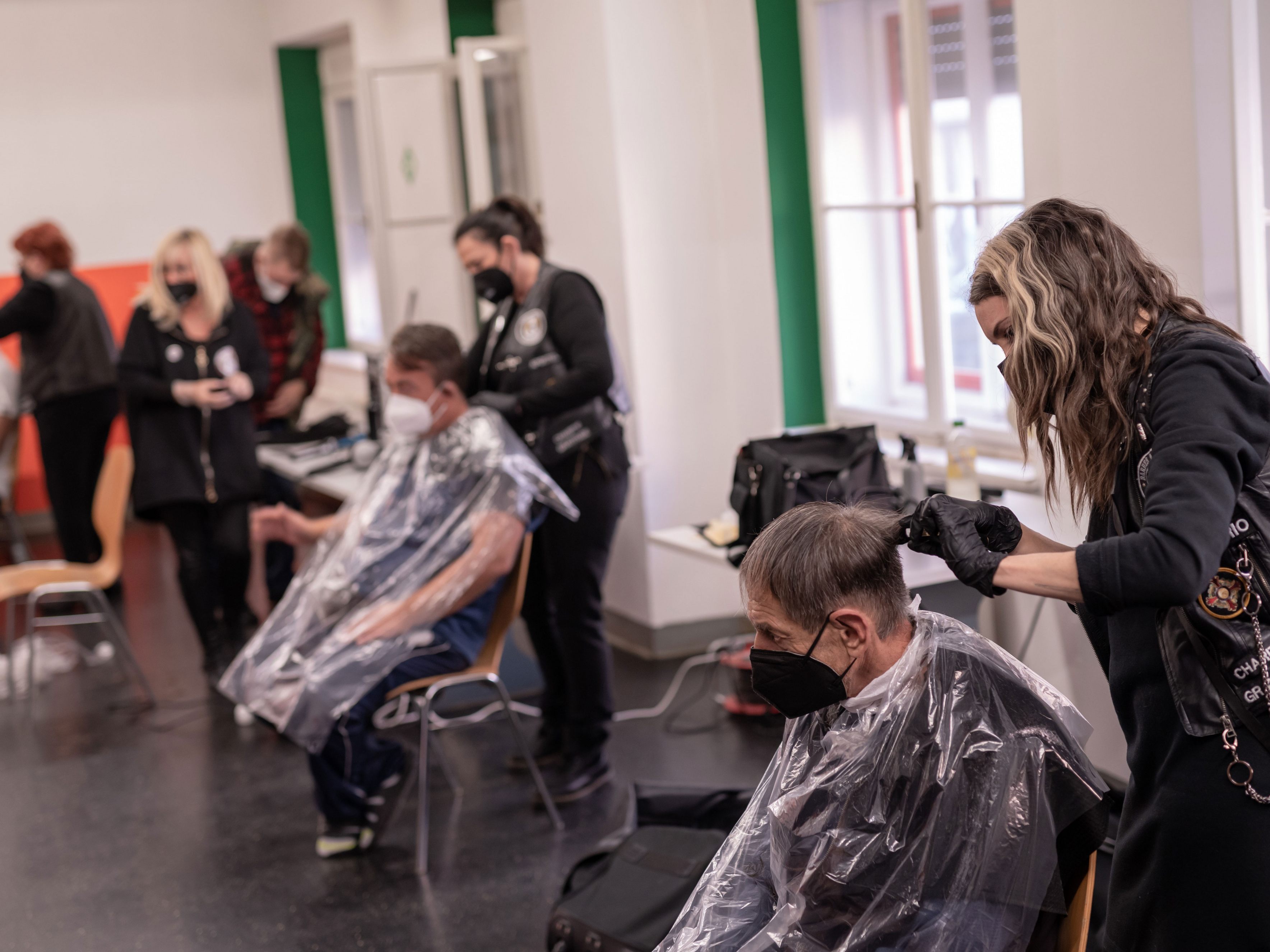 Die Barber Angels statten dem Wohnverbund Baden bei Wien einen Besuch ab.
