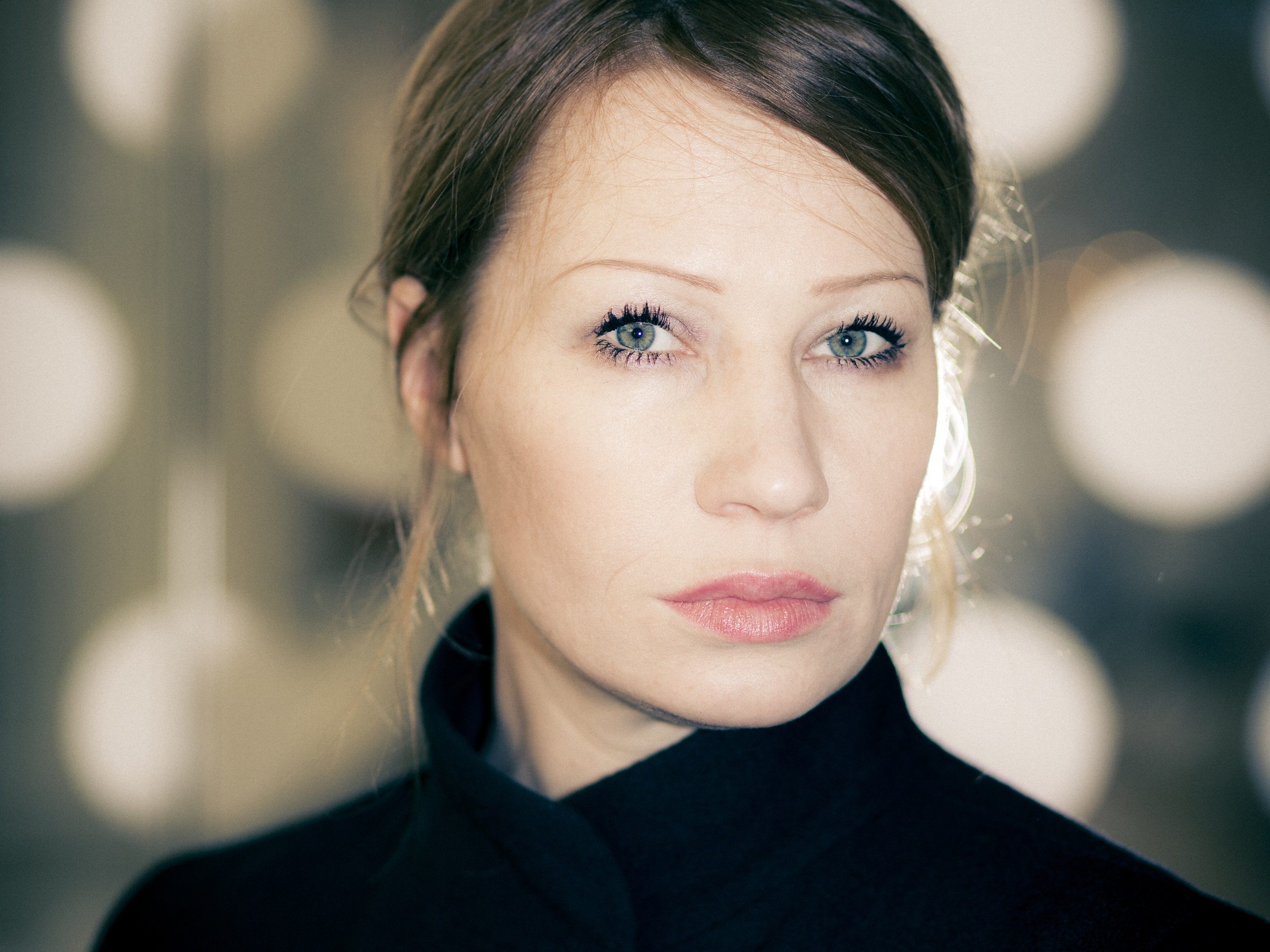 Birgit Minichmayr liest aus Dorothy Parker´s " New Yorker Geschichten" Birgit Minichmayr liest aus Dorothy Parker´s " New Yorker Geschichten"