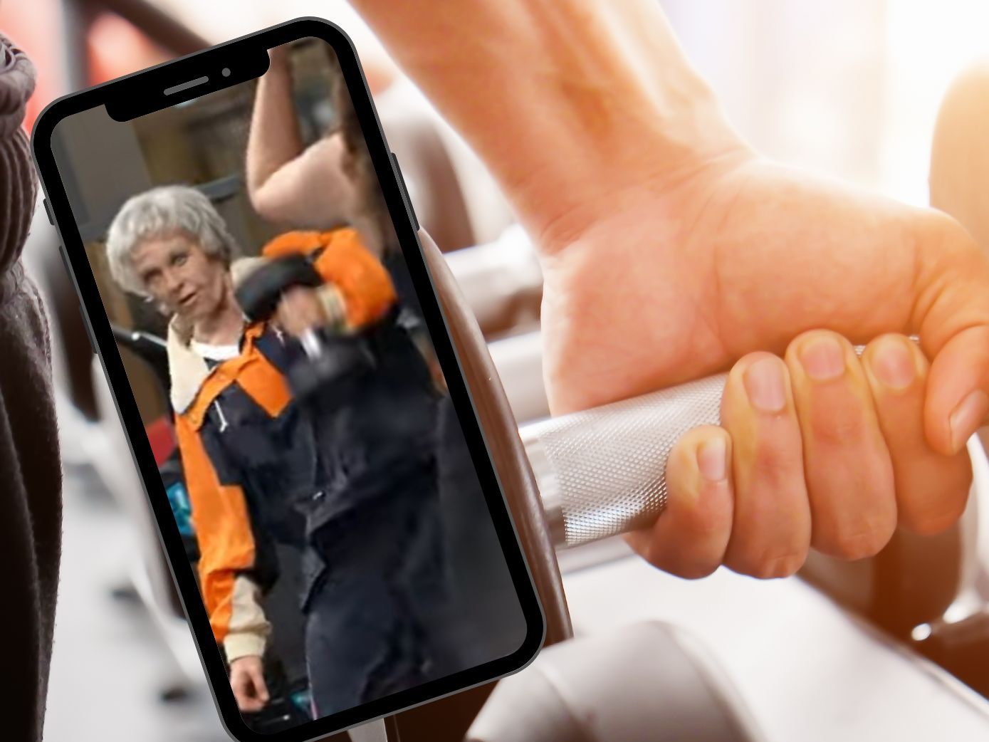 Als Fitness-Oma verkleidet rockt Kathrin das Gym. Als Fitness-Oma verkleidet rockt Kathrin das Gym.