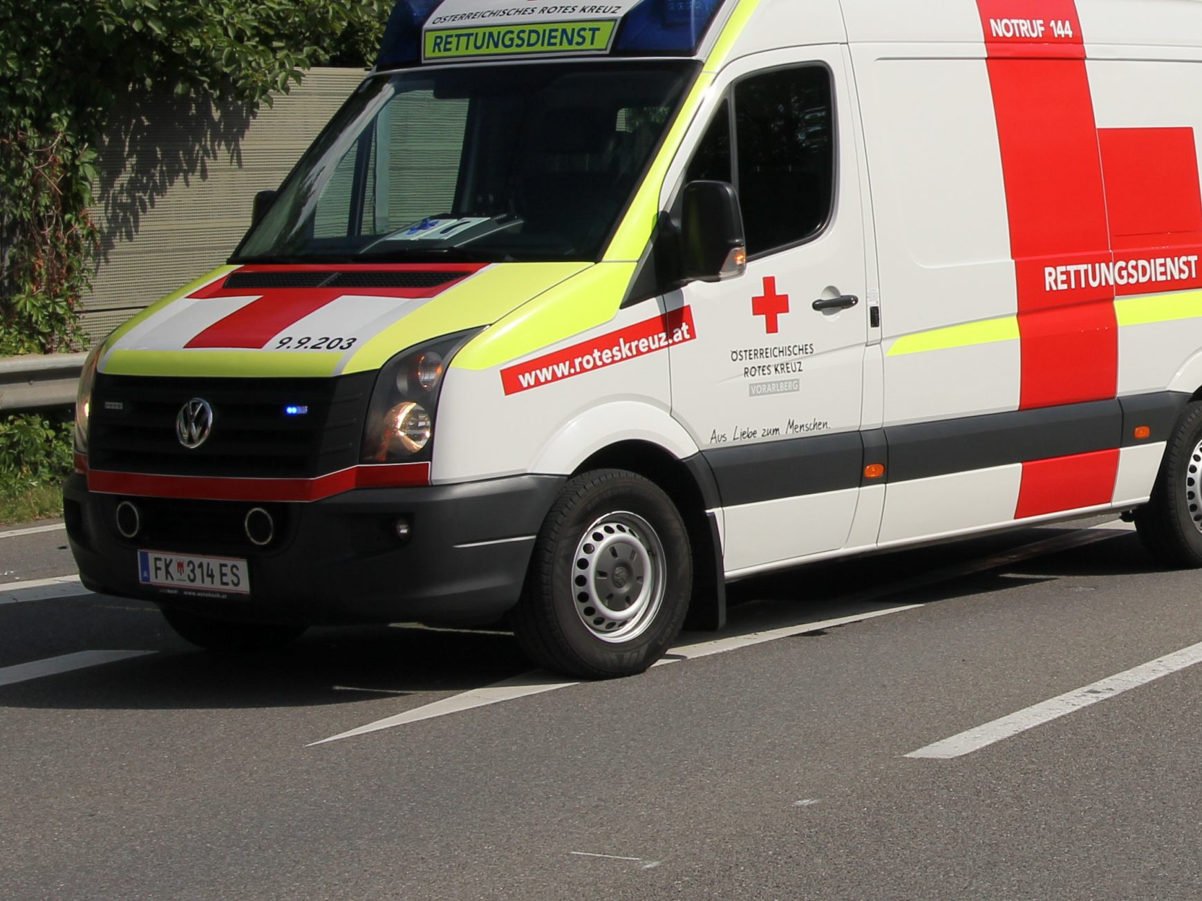 Pkw geriet auf A14 ins Schleudern.