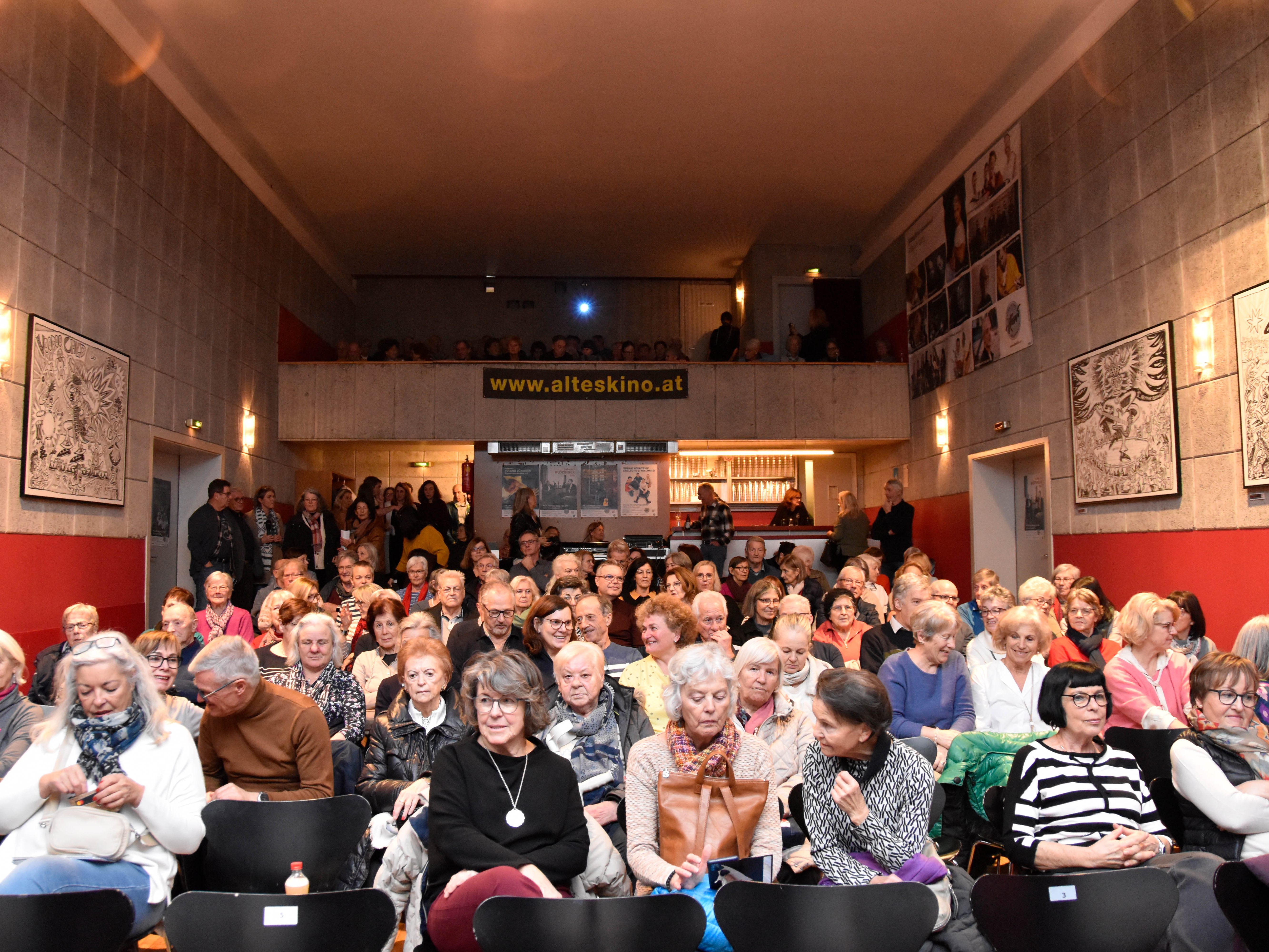 Reges Interesse am  ersten Kino-Montag für Senior*innen.