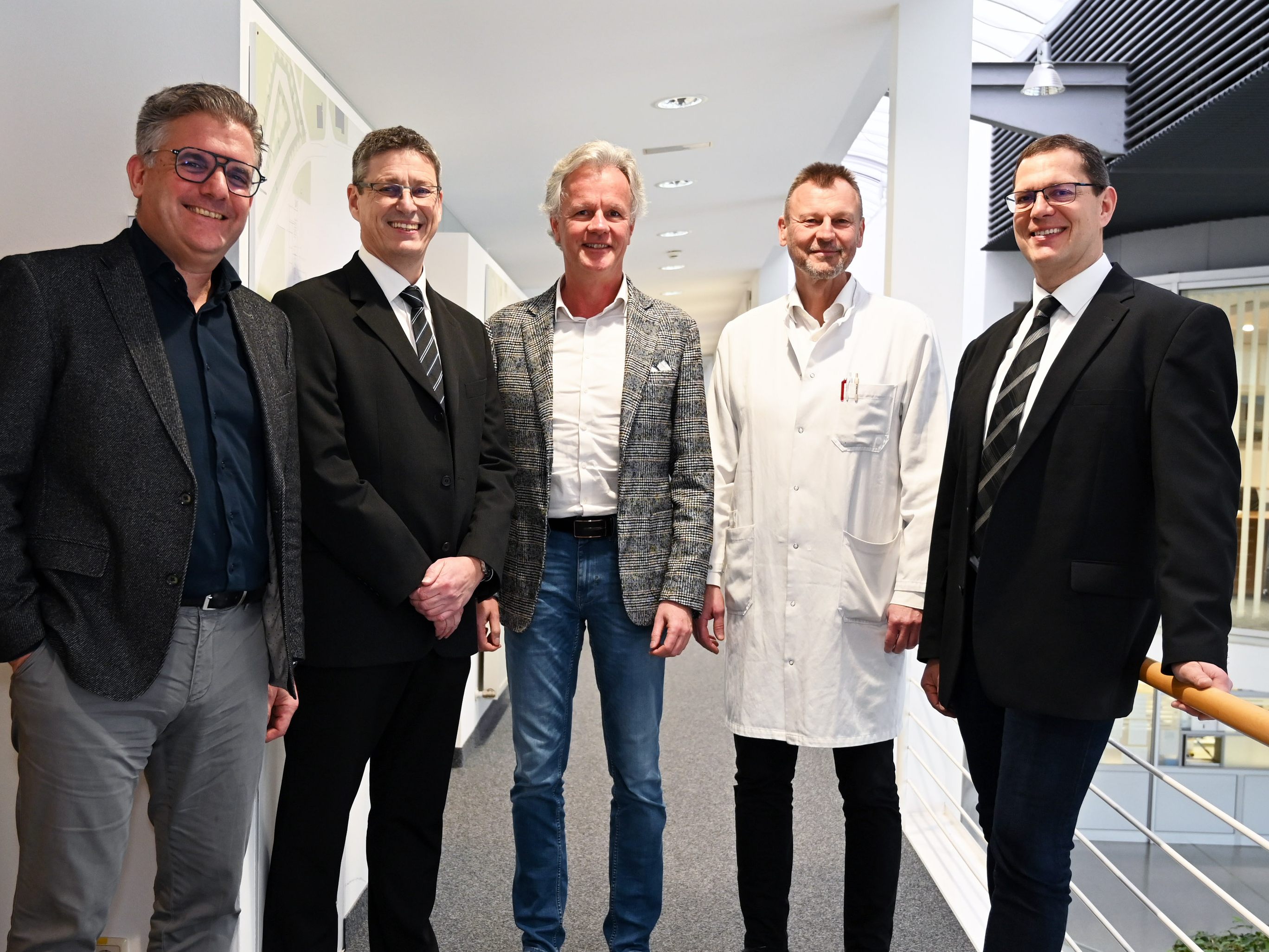 Andreas Stieger, Leitung Personal KHBG; Günter Amann, Verwaltungsdirektor LKHB/LKHH; Gerald Fleisch, Direktor KHBG; Peter Fraunberger, Direktor KHBG; Andreas Lauterer, Verwaltungsdirektor LKHF