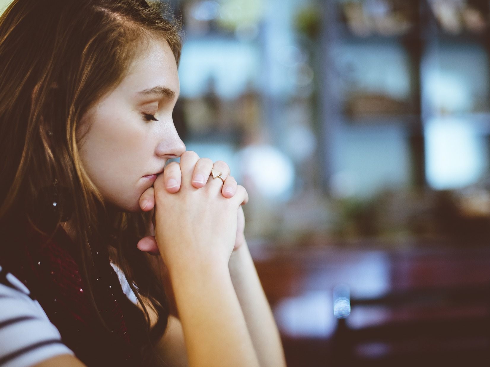 Die Menschen blicken, laut einer Gallup-Umfrage, weltweit pessimistischer in die Zukunft. Die Menschen blicken, laut einer Gallup-Umfrage, weltweit pessimistischer in die Zukunft.