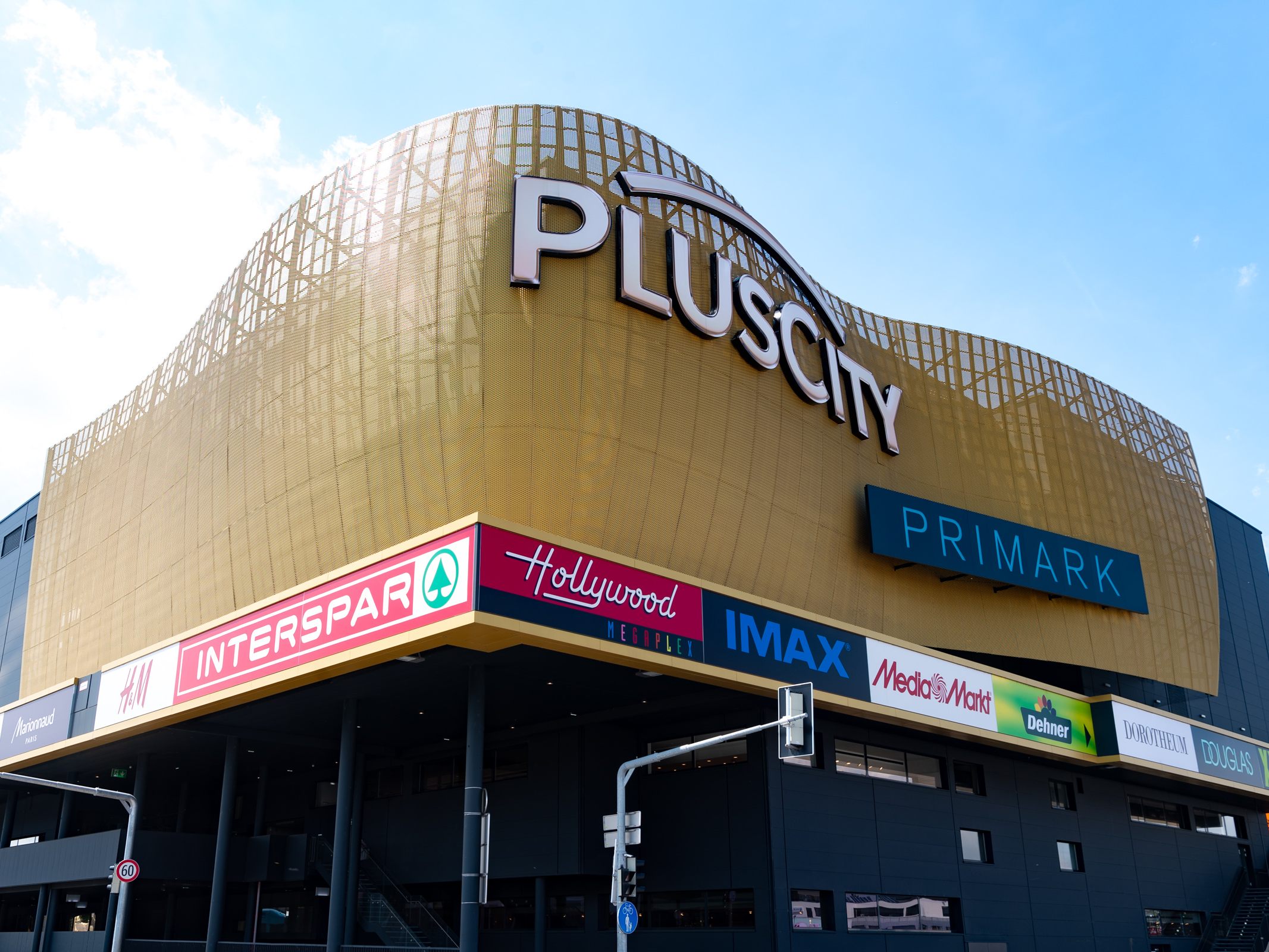 Mitarbeiter fanden das Kind des Diebes-Duos alleine in der PlusCity.