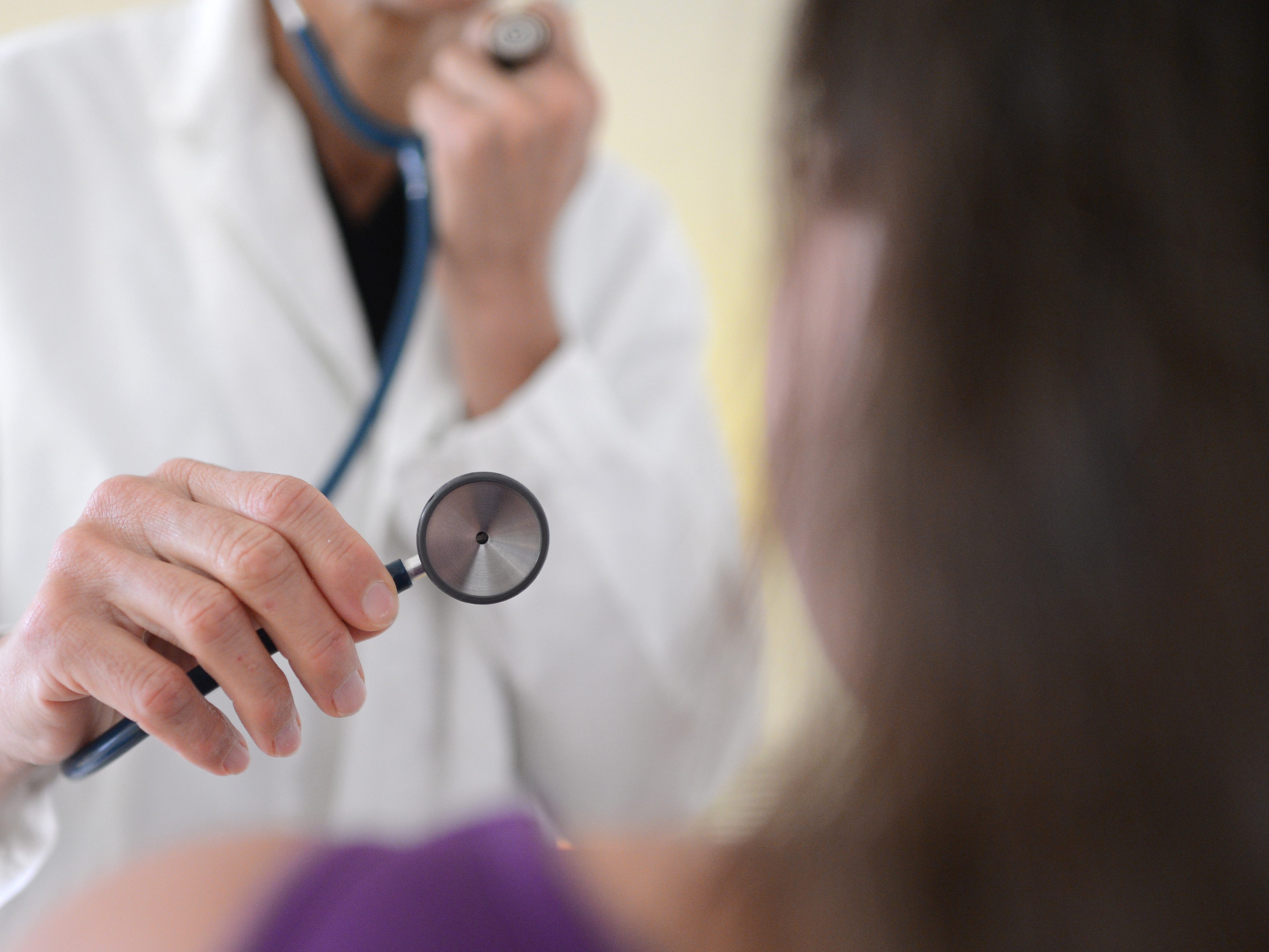 Spitäler müssen Patienten relevante Daten aus ihrem Akt herausgeben. Spitäler müssen Patienten relevante Daten aus ihrem Akt herausgeben.
