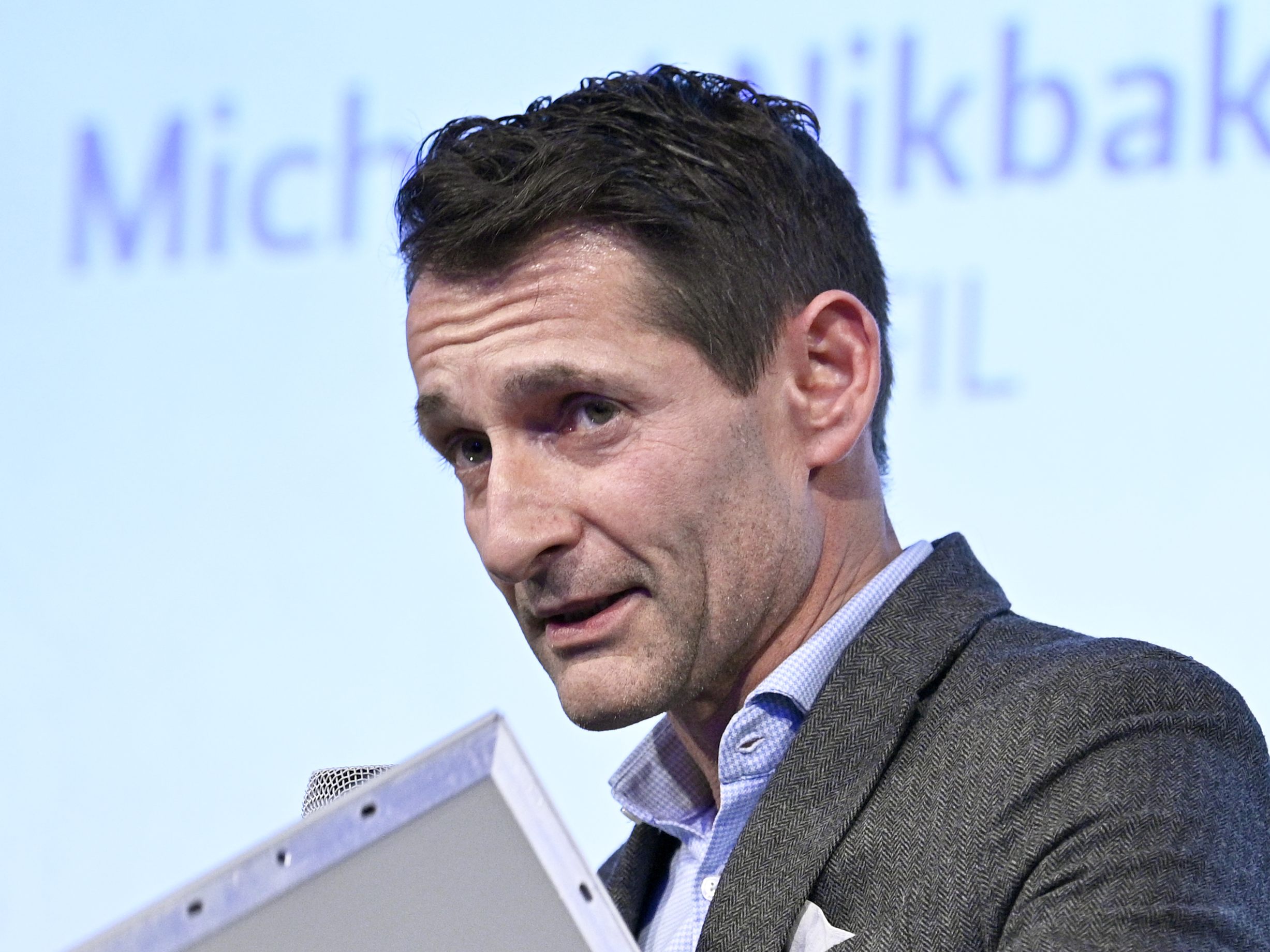 Michael Nikbakhsh verlässt die geplante Investigativakademie noch vor ihrem Start. Michael Nikbakhsh verlässt die geplante Investigativakademie noch vor ihrem Start.